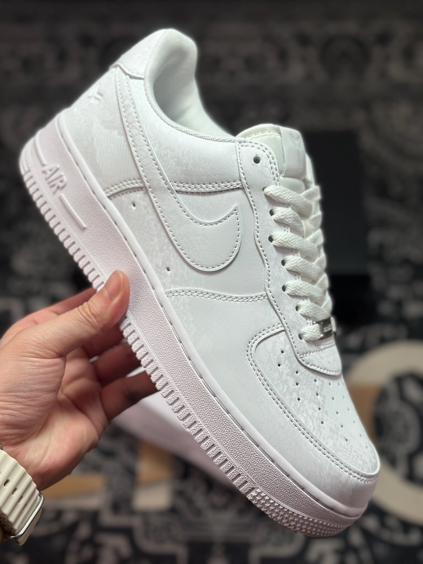 A800 NK Air Force 1 Low ” Kobe ” 科比 空军一号低帮休闲板鞋 IB0018-100-Chinese UA Cheap High Quatity Brand Clothes Bags handbags Sneakers wholesale wholesaler seller from China Factory suppliers Fashion Clothing Shoes best Quality Beautiful Price A800 NK Air Force 1 Low ” Kobe ” 科比 空军一号低帮休闲板鞋 IB0018-100