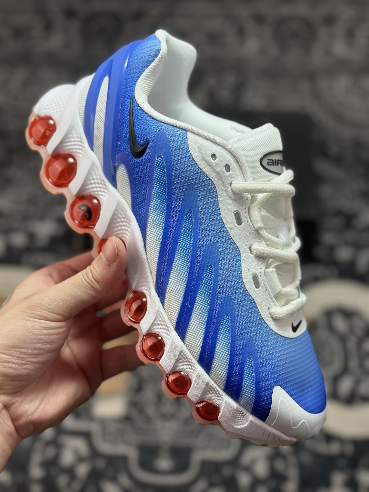 A690 Nk Air Max Dn8 耐克运动舒适减震气垫跑步鞋 FQ7860-300-Chinese UA Cheap High Quatity Brand Clothes Bags handbags Sneakers wholesale wholesaler seller from China Factory suppliers Fashion Clothing Shoes best Quality Beautiful Price A690 Nk Air Max Dn8 耐克运动舒适减震气垫跑步鞋 FQ7860-300