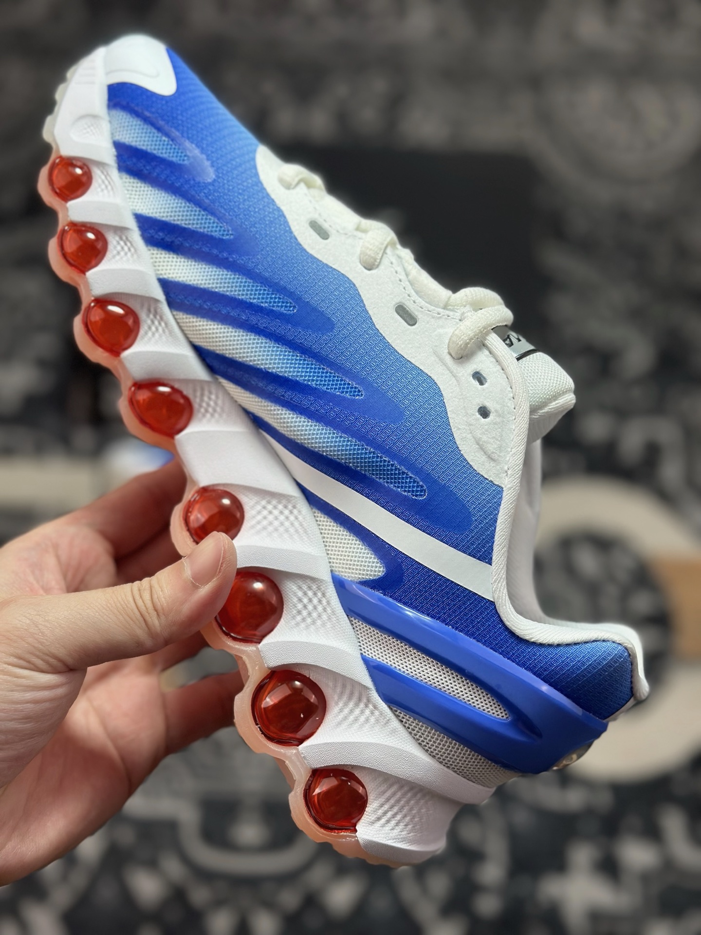 A690 Nk Air Max Dn8 耐克运动舒适减震气垫跑步鞋 FQ7860-300-Chinese UA Cheap High Quatity Brand Clothes Bags handbags Sneakers wholesale wholesaler seller from China Factory suppliers Fashion Clothing Shoes best Quality Beautiful Price A690 Nk Air Max Dn8 耐克运动舒适减震气垫跑步鞋 FQ7860-300