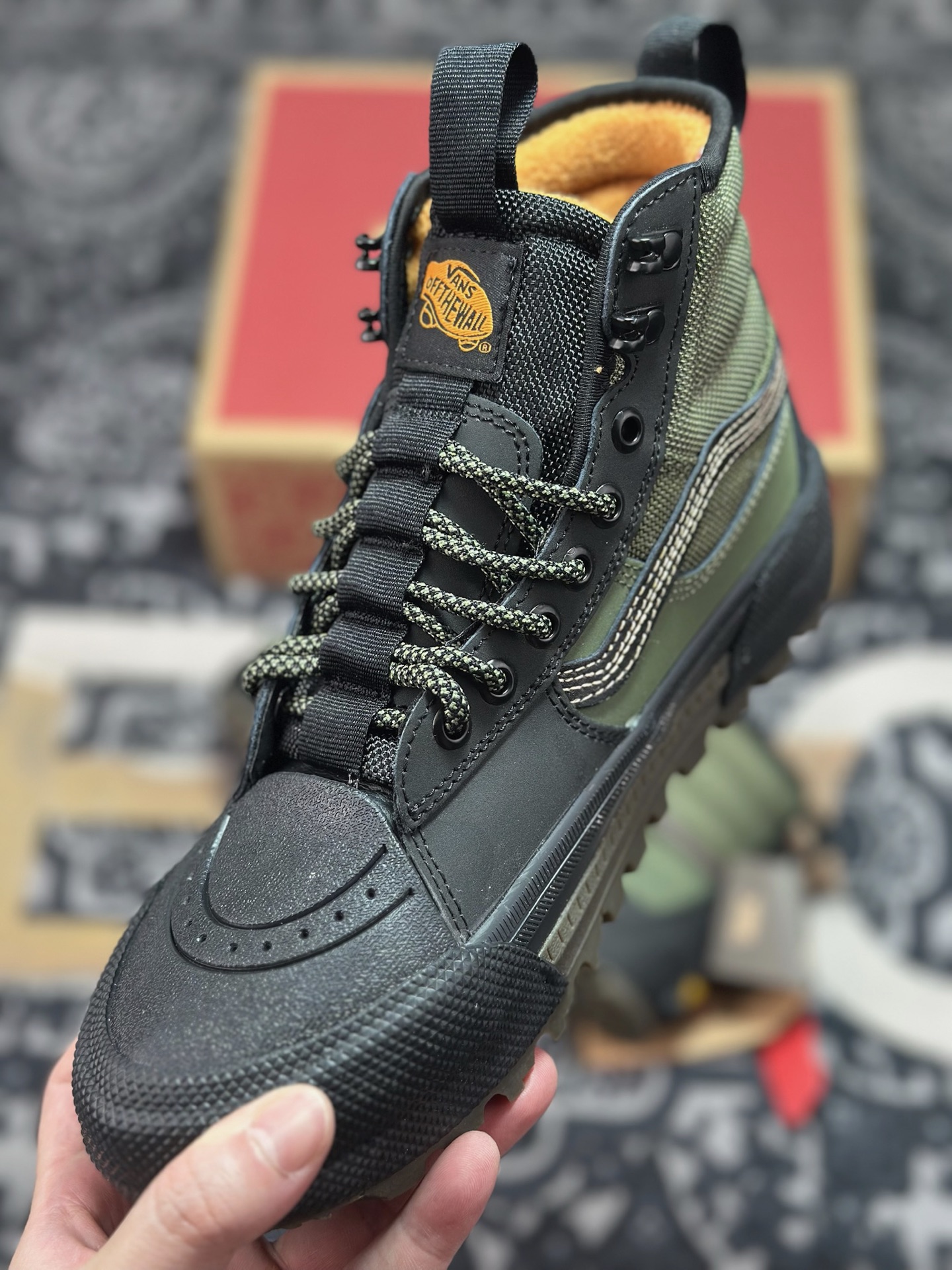 B4260 Vans SK8 Mte-3 Gore-Tex 户外靴