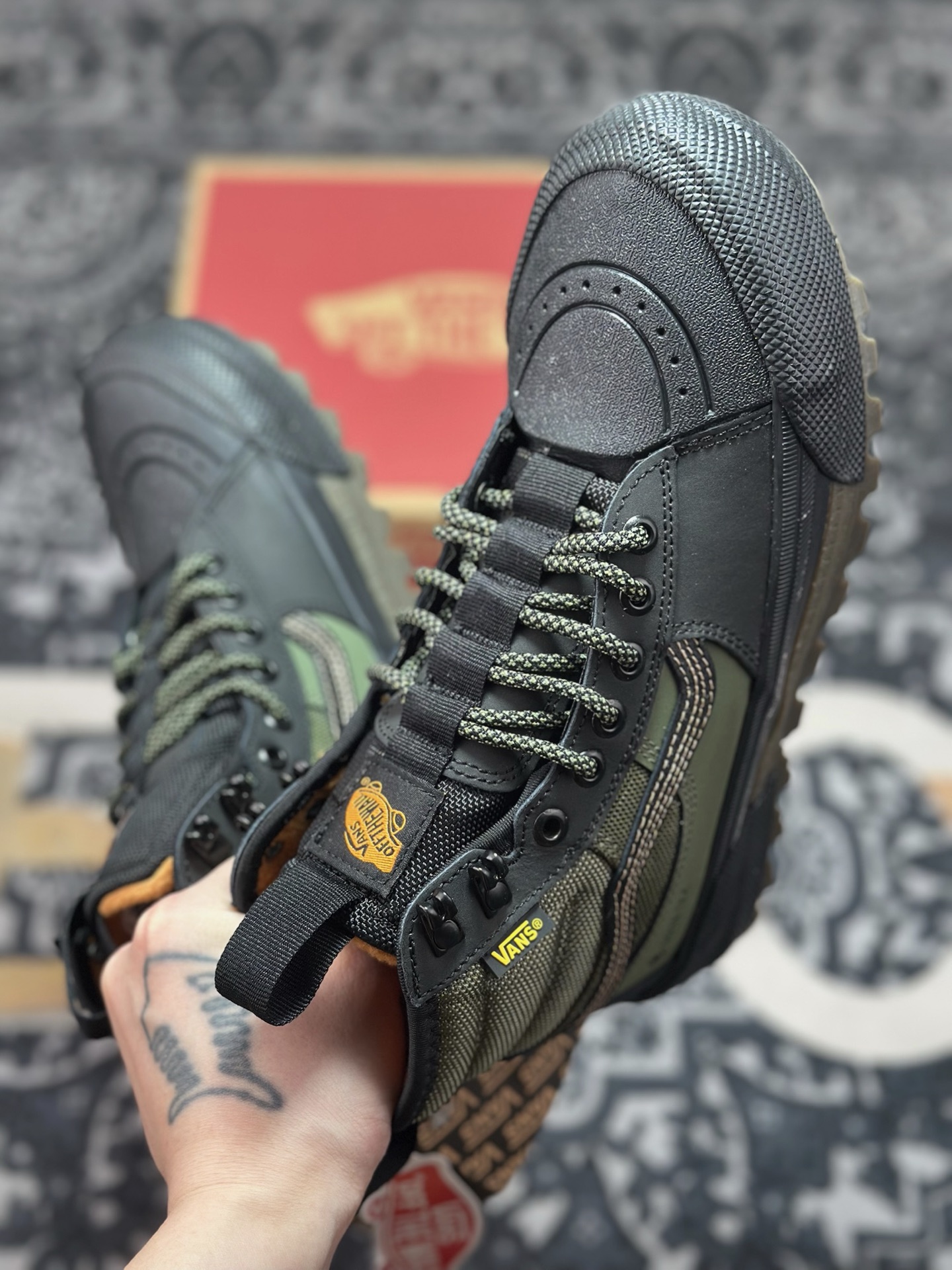 B4260 Vans SK8 Mte-3 Gore-Tex 户外靴