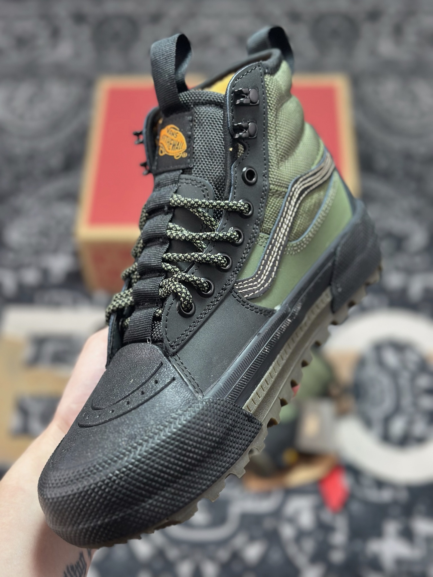 B4260 Vans SK8 Mte-3 Gore-Tex 户外靴