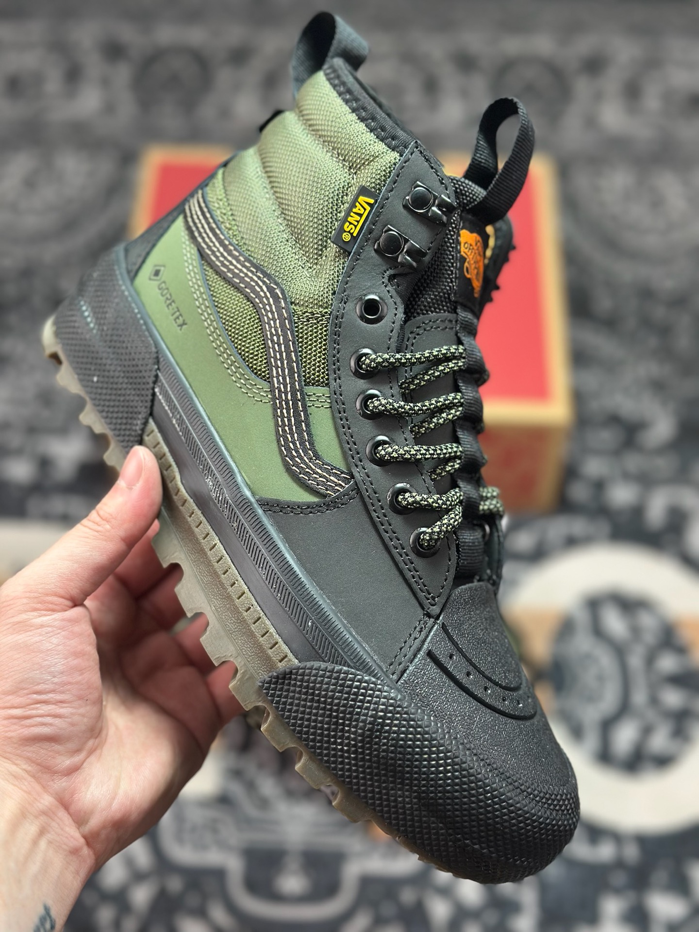 B4260 Vans SK8 Mte-3 Gore-Tex 户外靴