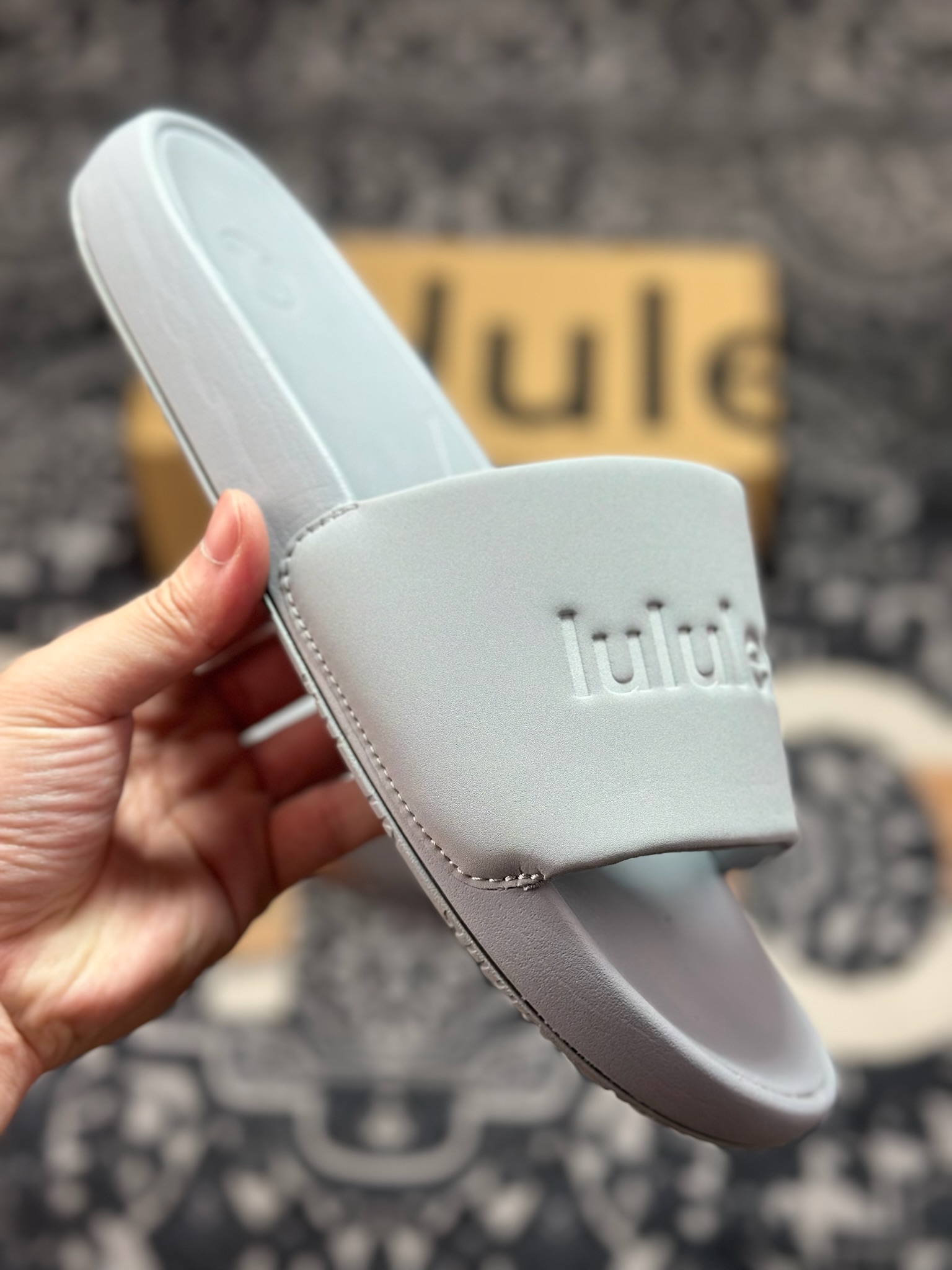 优选 原装级别 Lululemon.RestfeelTM 露露乐檬休闲运动拖鞋 一字拖 沙滩凉拖鞋