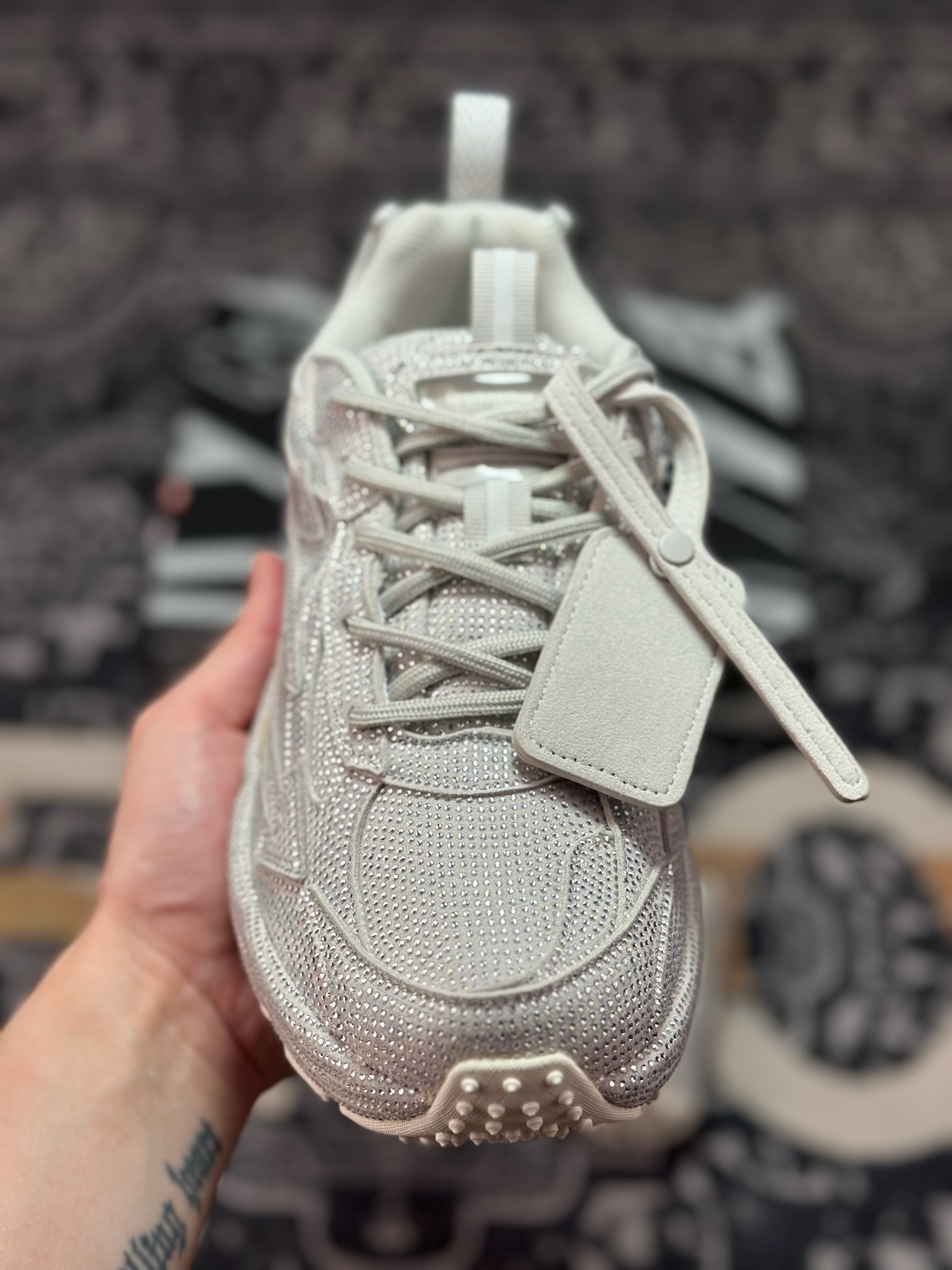 优选 原装级别 Off-White C/O VirGil Abloh 人气单品 2024s OW最新款情侣款跑鞋