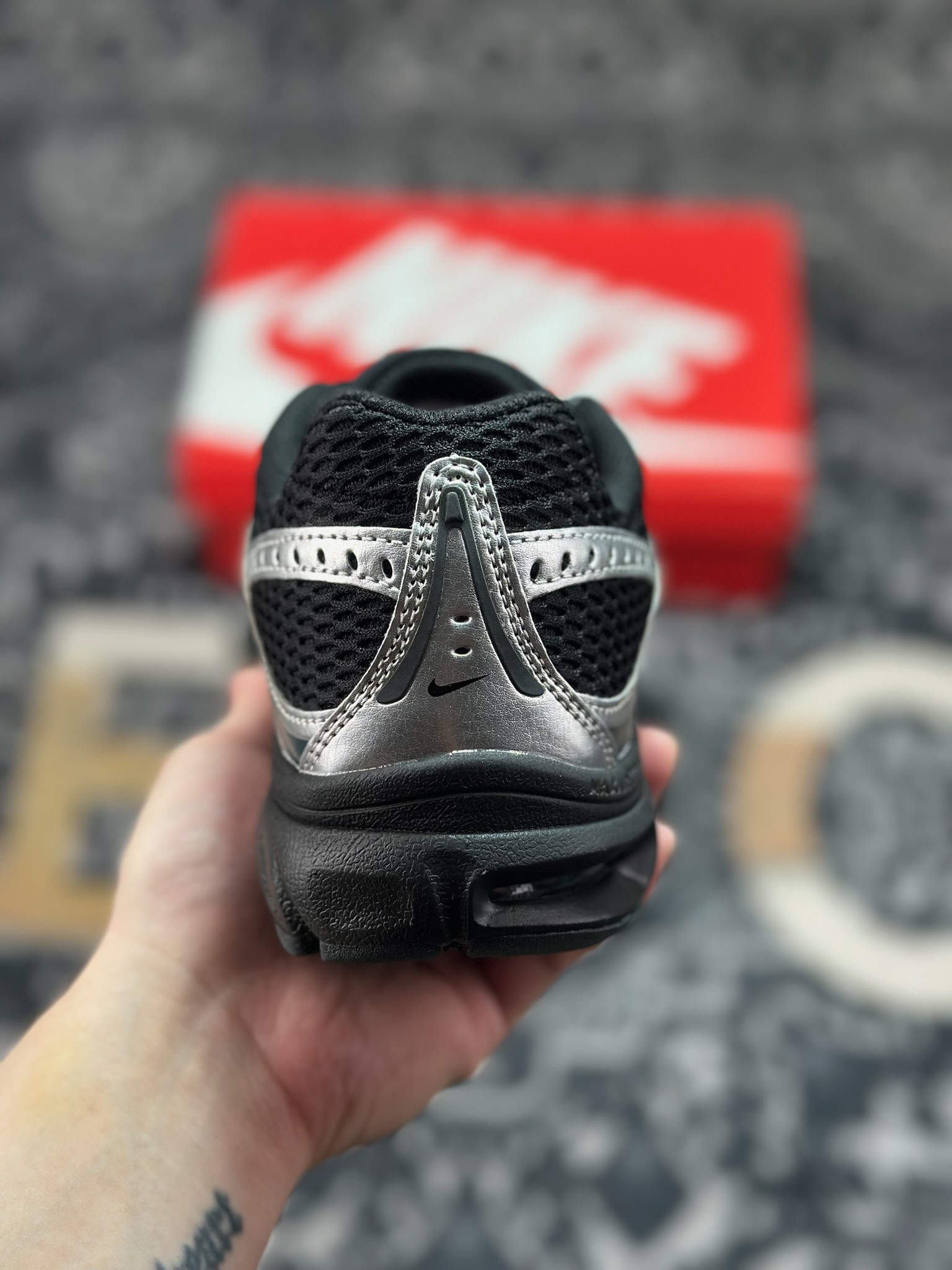 原厂级别 Nike Air Max Moto 2K 百搭舒适耐磨 低帮跑步鞋 HQ2056-007