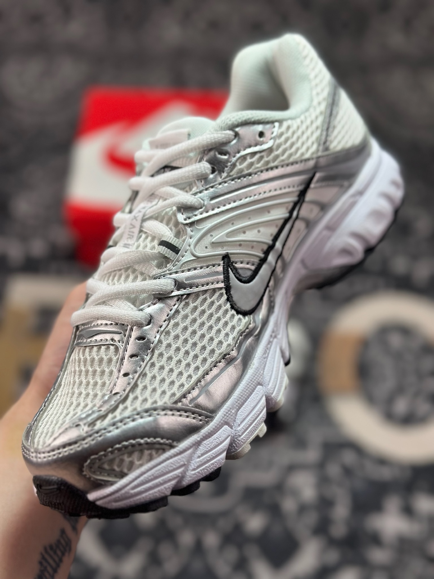 A6200 原厂级别 Nike Air Max Moto 2K 百搭舒适耐磨 低帮跑步鞋 HQ2056-103