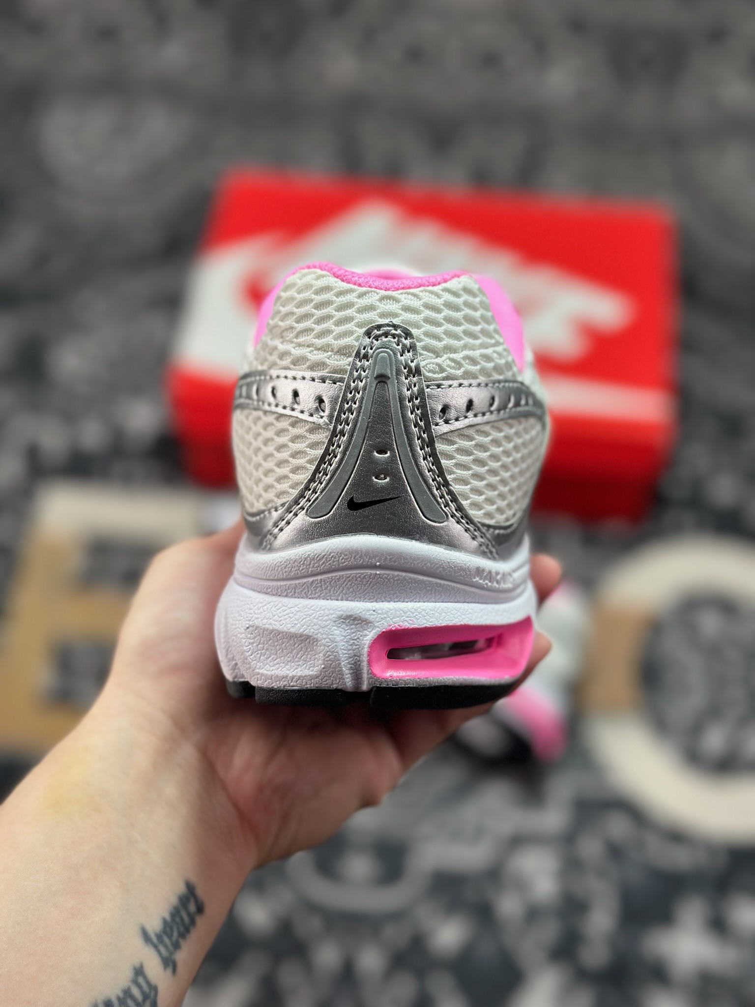 A6200 原厂级别 Nike Air Max Moto 2K 百搭舒适耐磨 低帮跑步鞋 HQ2056-101