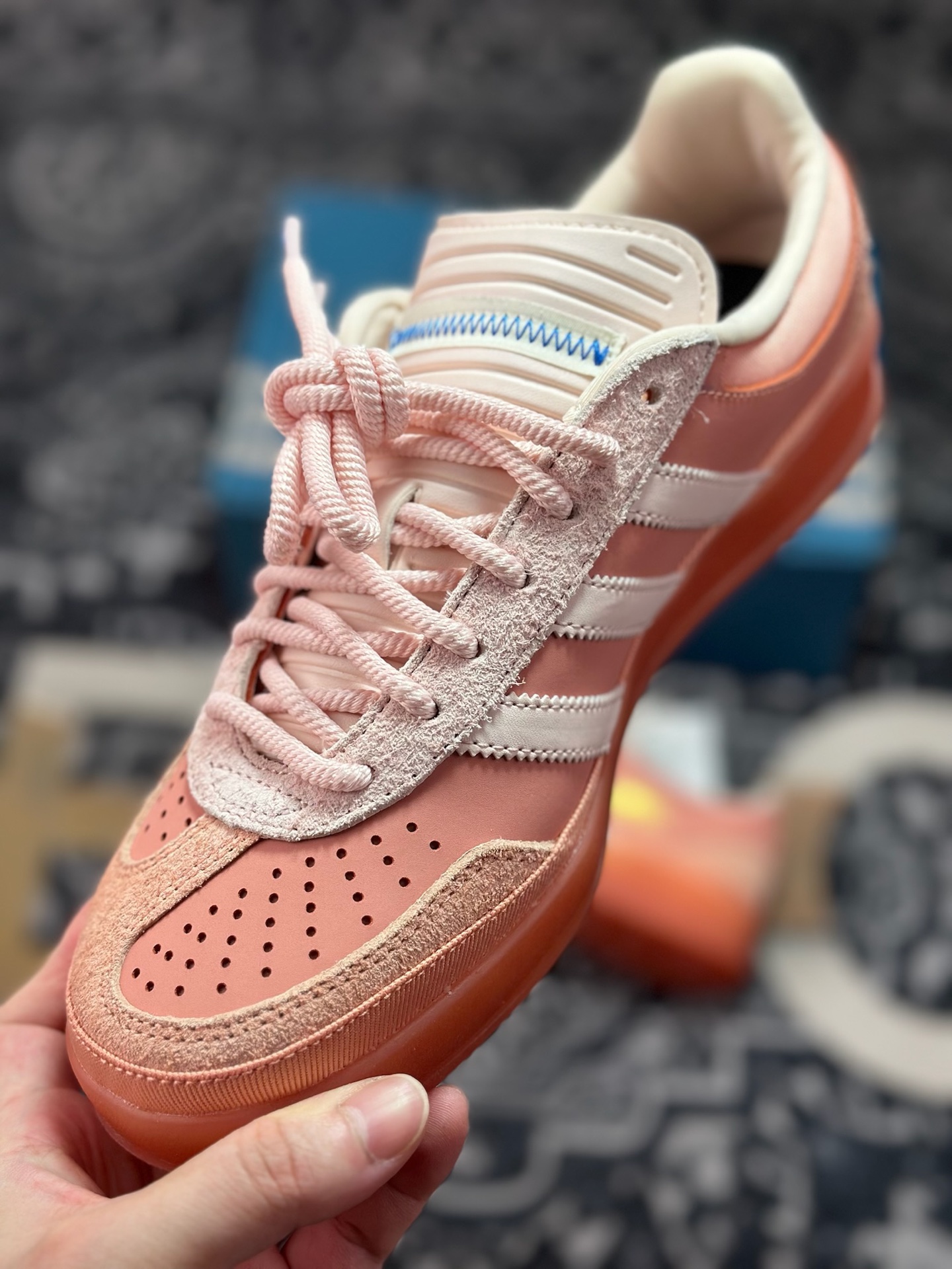 优选 原装级别 S2纯原Bad Bunny x Adidas Gazelle Indoor 联名款 三叶草复古休闲防滑耐磨低帮板鞋 JS5052