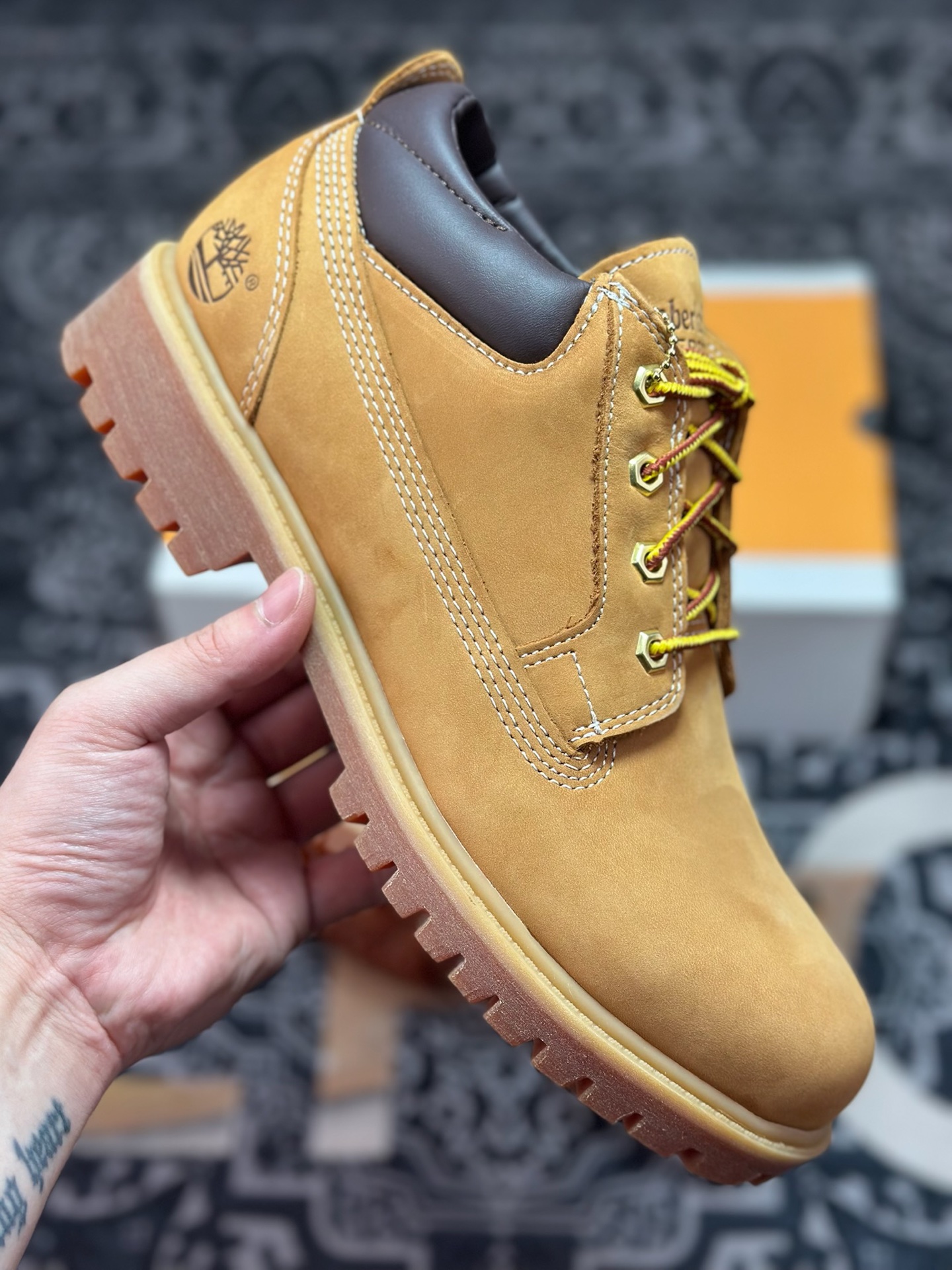 天伯伦Timberland Men's Classic Oxford Waterproof Boots男款低帮防水沙漠工装休闲马丁低靴“卡其棕”TB073537-001