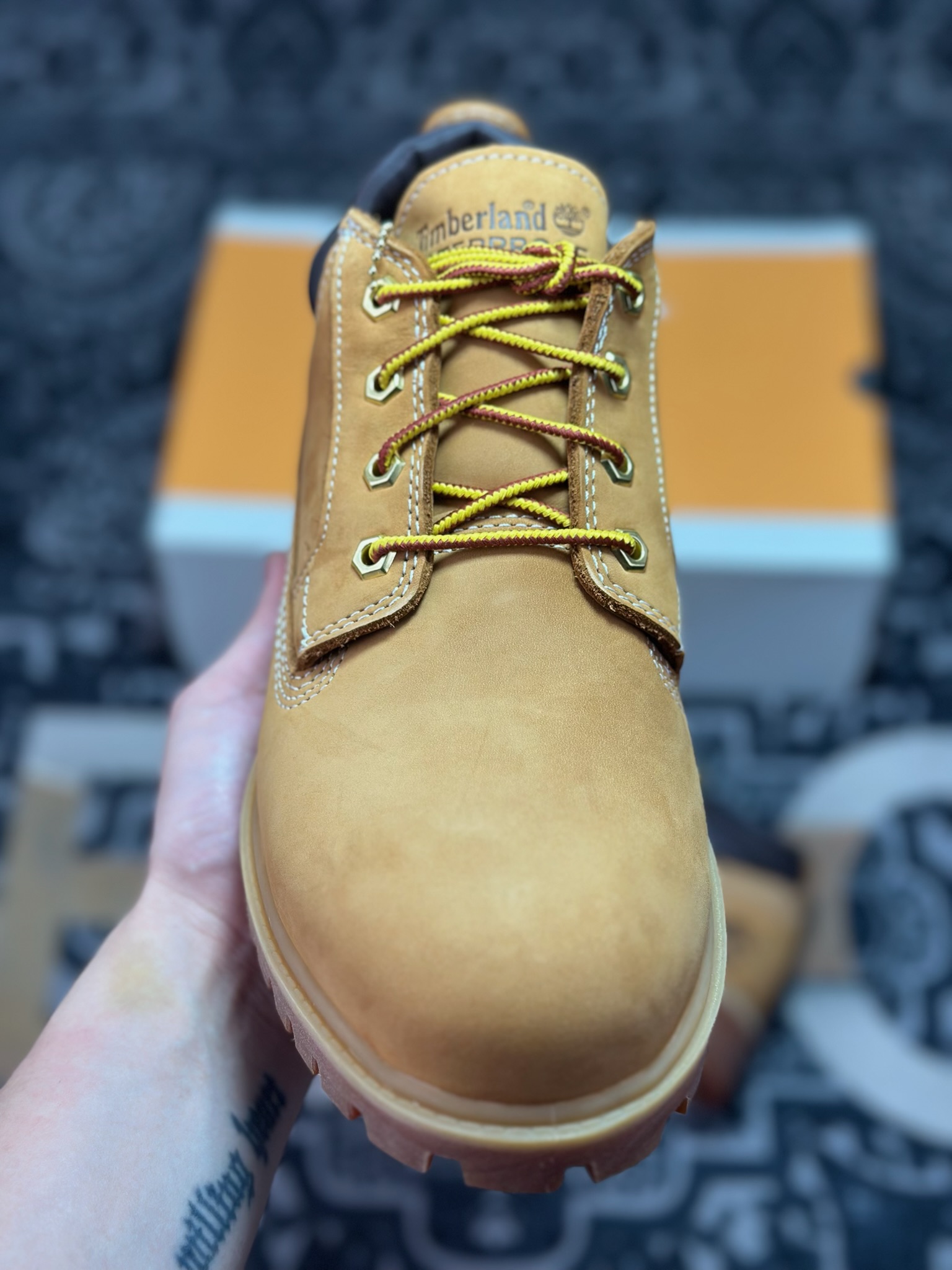 天伯伦Timberland Men's Classic Oxford Waterproof Boots男款低帮防水沙漠工装休闲马丁低靴“卡其棕”TB073537-001
