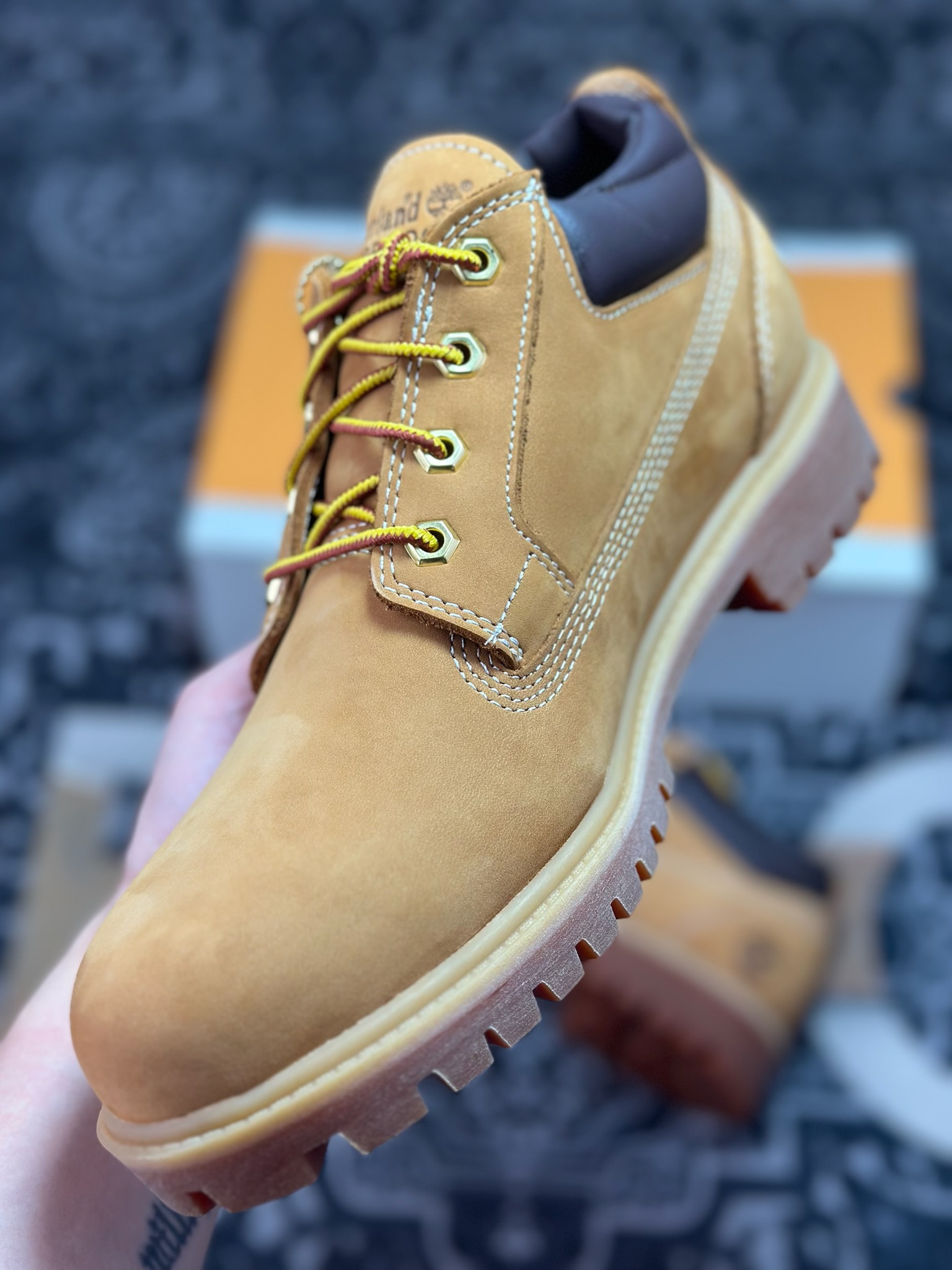 天伯伦Timberland Men's Classic Oxford Waterproof Boots男款低帮防水沙漠工装休闲马丁低靴“卡其棕”TB073537-001