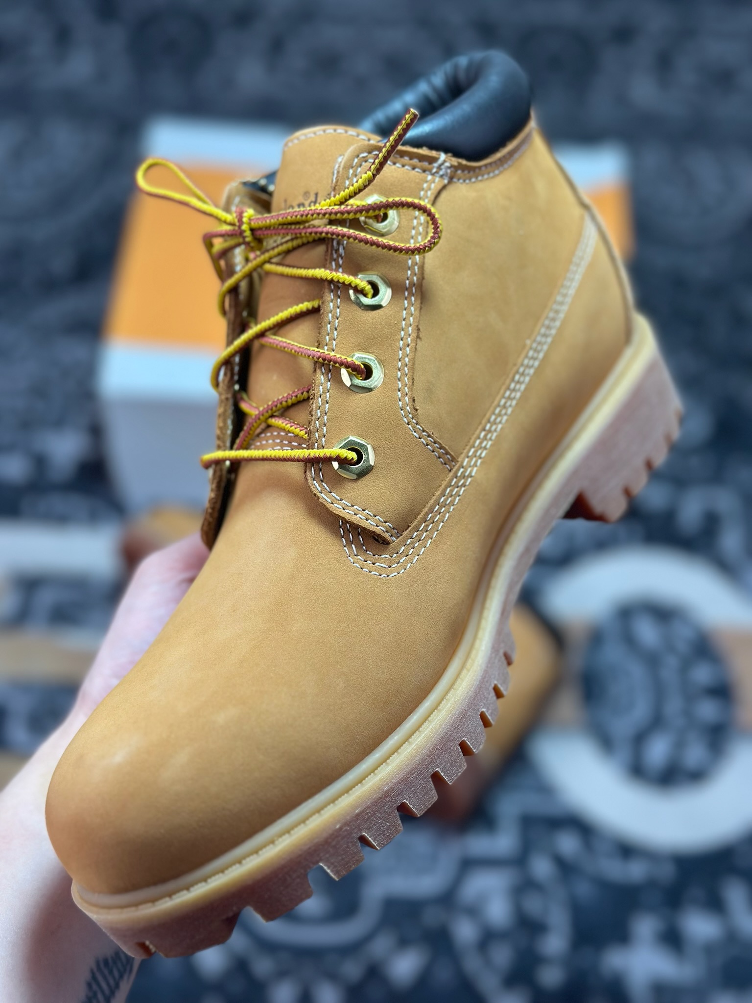 天伯伦Timberland Fatigue Chukka Nubuck Boots经典户外短筒百搭工装马丁靴“麦黄黑”