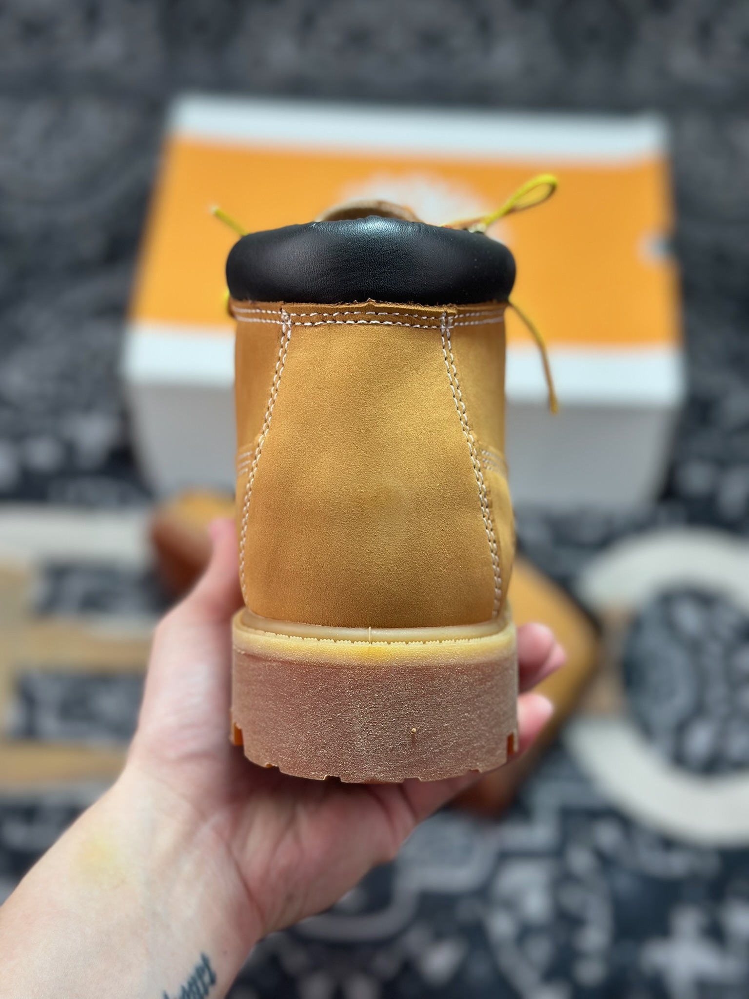 天伯伦Timberland Fatigue Chukka Nubuck Boots经典户外短筒百搭工装马丁靴“麦黄黑”
