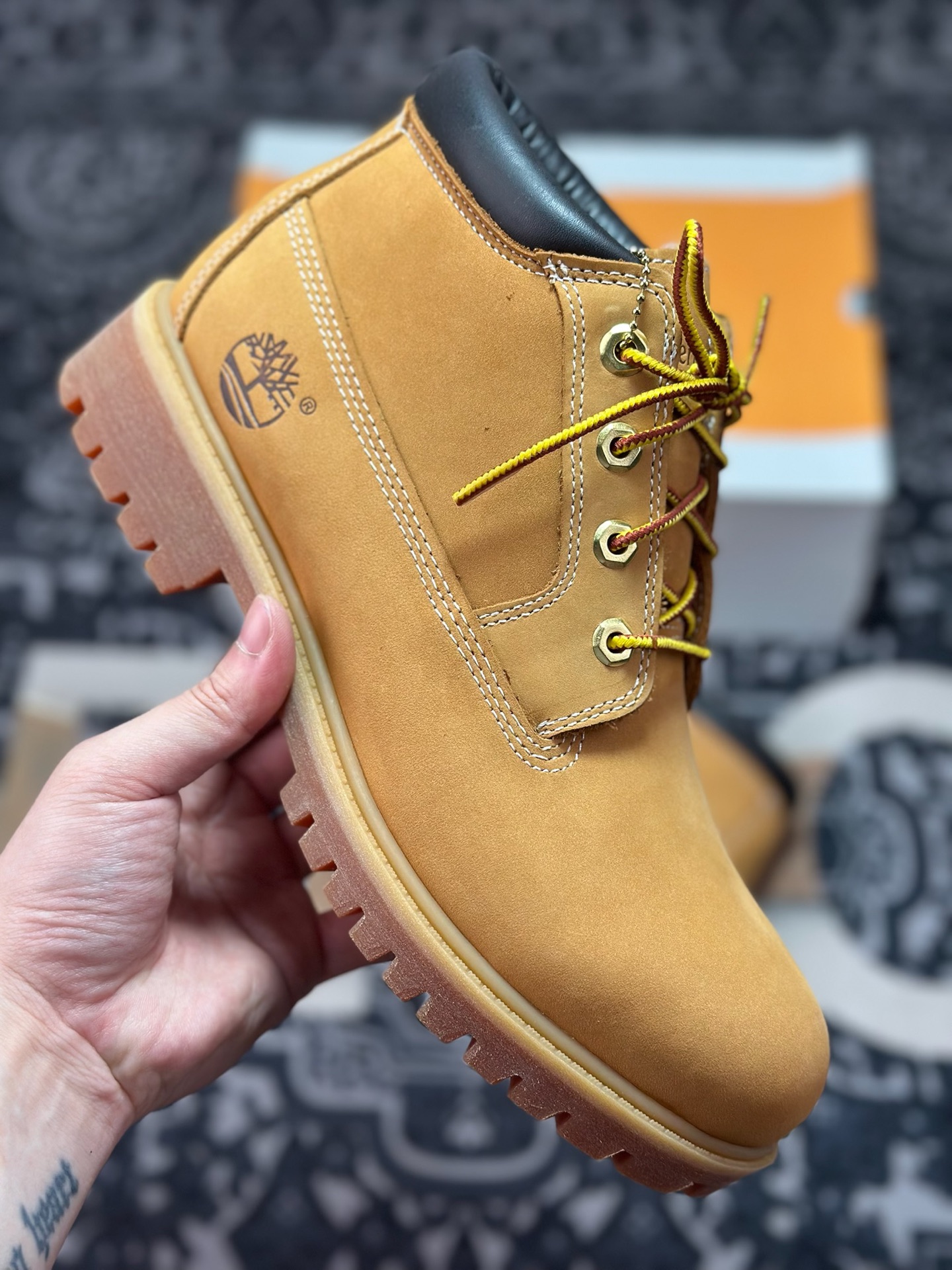 天伯伦Timberland Fatigue Chukka Nubuck Boots经典户外短筒百搭工装马丁靴“麦黄黑”