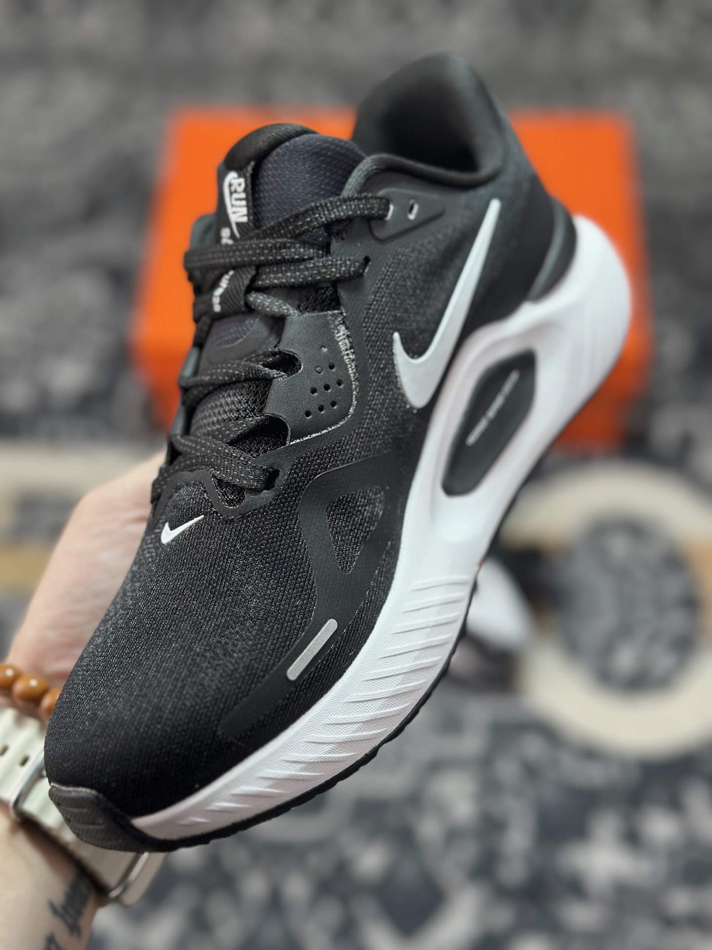 A5180 原厂级别 Nike Air Zoom Structure 26 耐克减震防滑舒适跑鞋 HJ1102-002