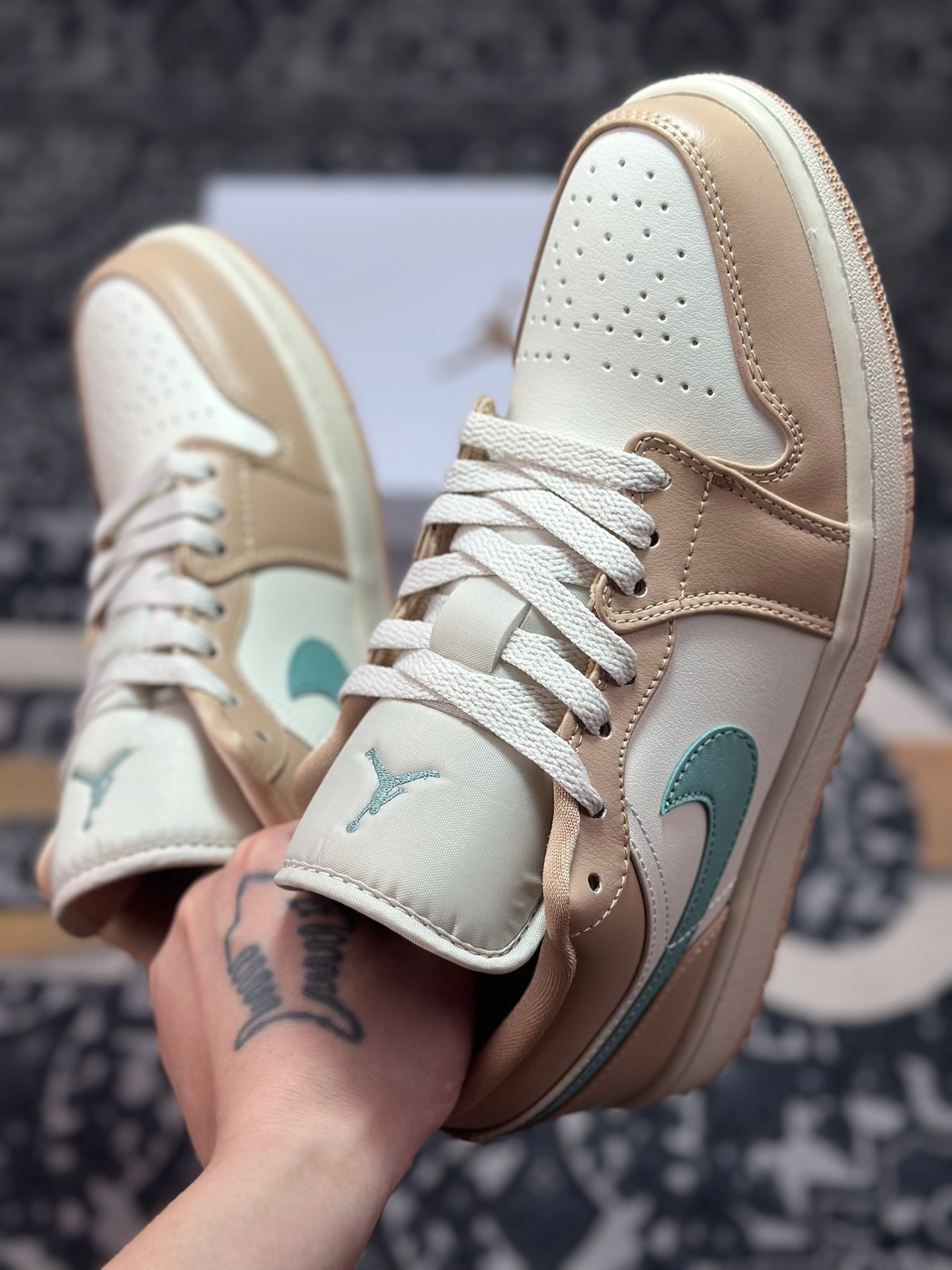 原装级别 Air Jordan 1 Low 浅棕绿 AJ1乔1低帮休闲板鞋 DC0774-130