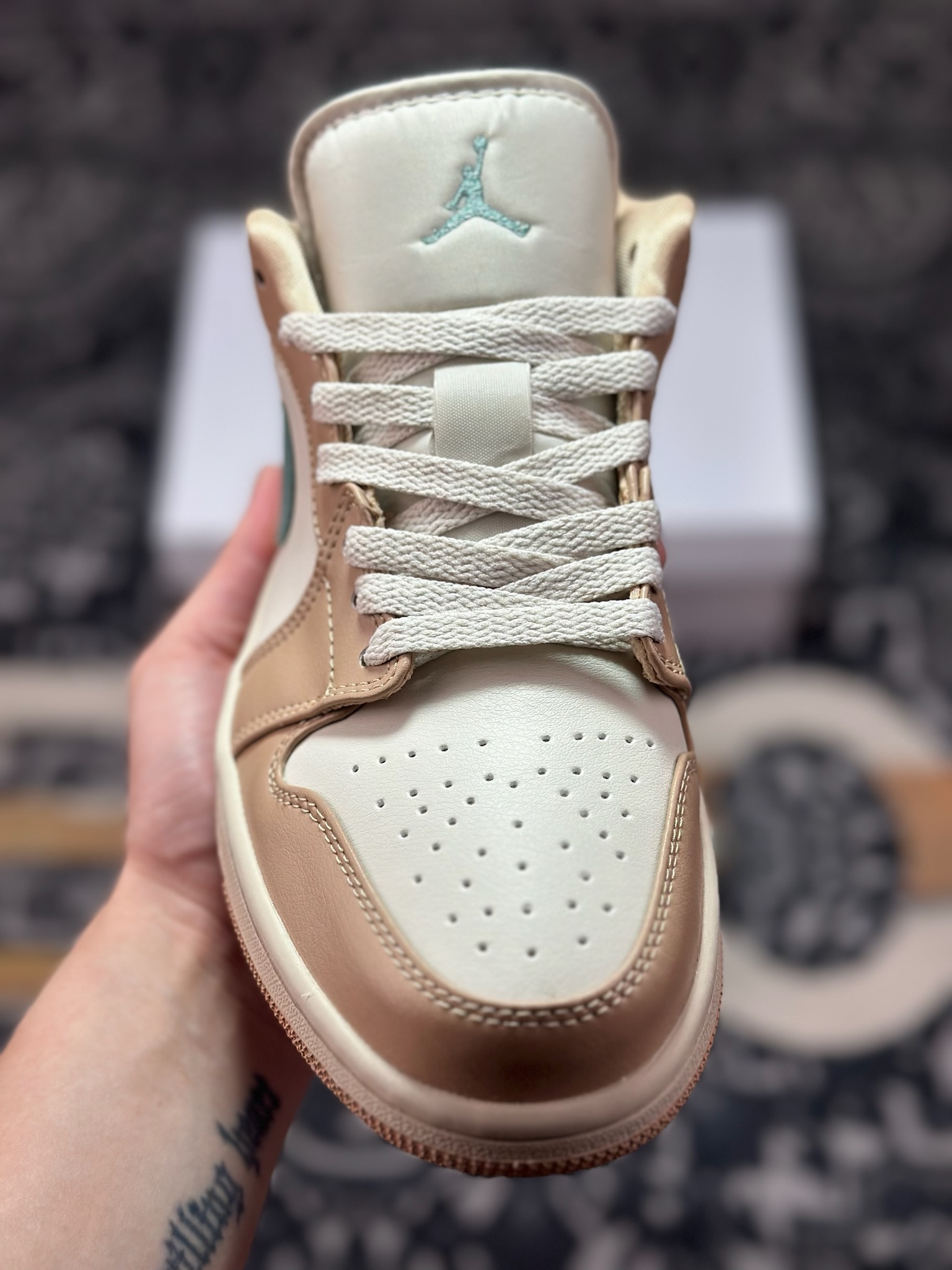 原装级别 Air Jordan 1 Low 浅棕绿 AJ1乔1低帮休闲板鞋 DC0774-130