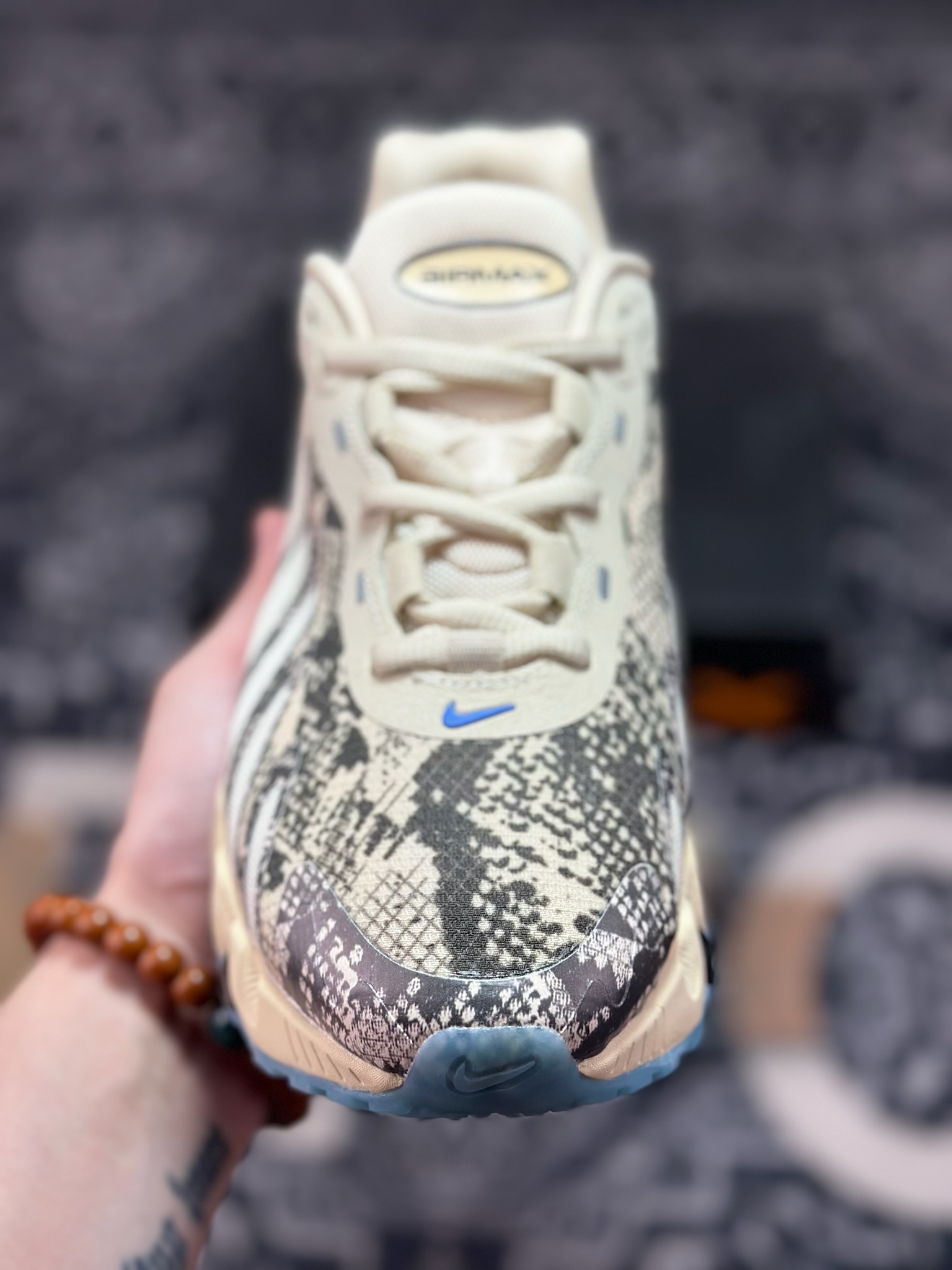 原装级别 Nk Air Max Dn8 耐克运动舒适减震气垫跑步鞋 FQ7860-002