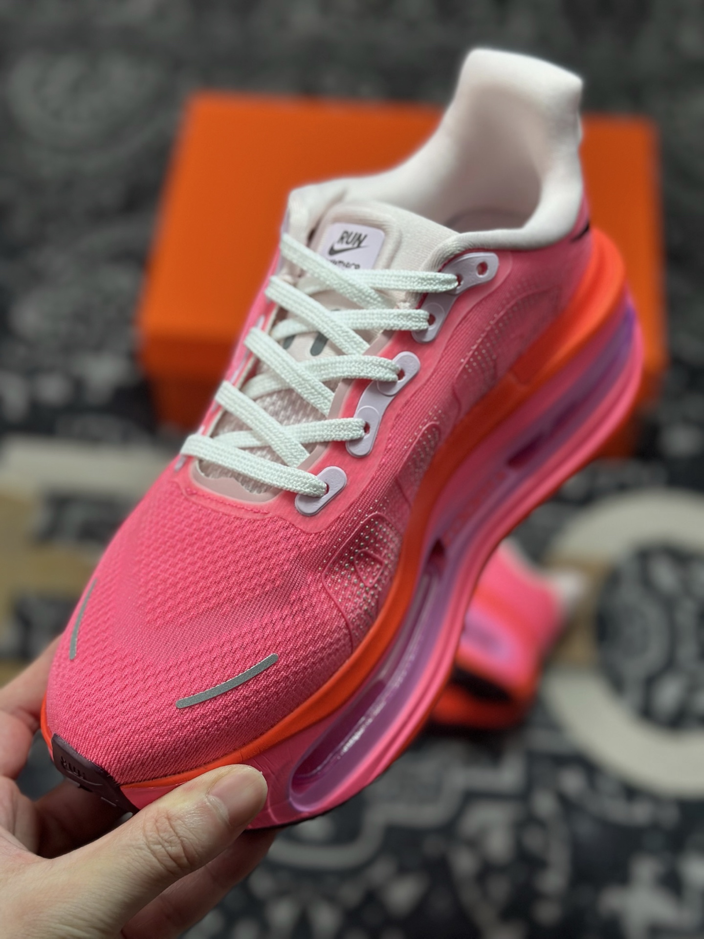 原装级别 Nike ZOOM PREMIUM 耐克 飞马 舒适减震防滑 低帮跑步鞋全掌ReactX泡绵中底 FN8453-016