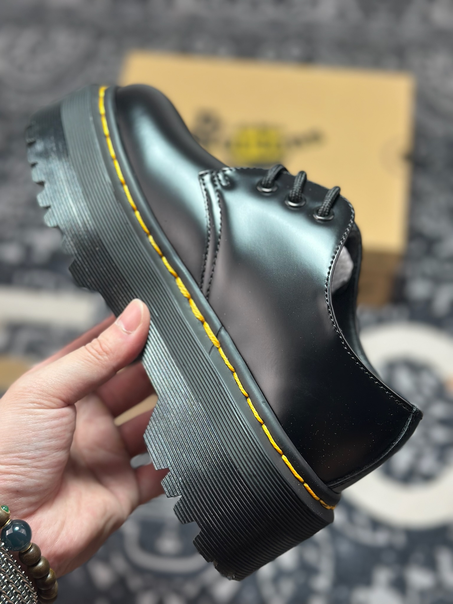 原厂级别 新货Dr.Martens 马汀博士经典款 厚底马丁靴系列 黑色硬皮