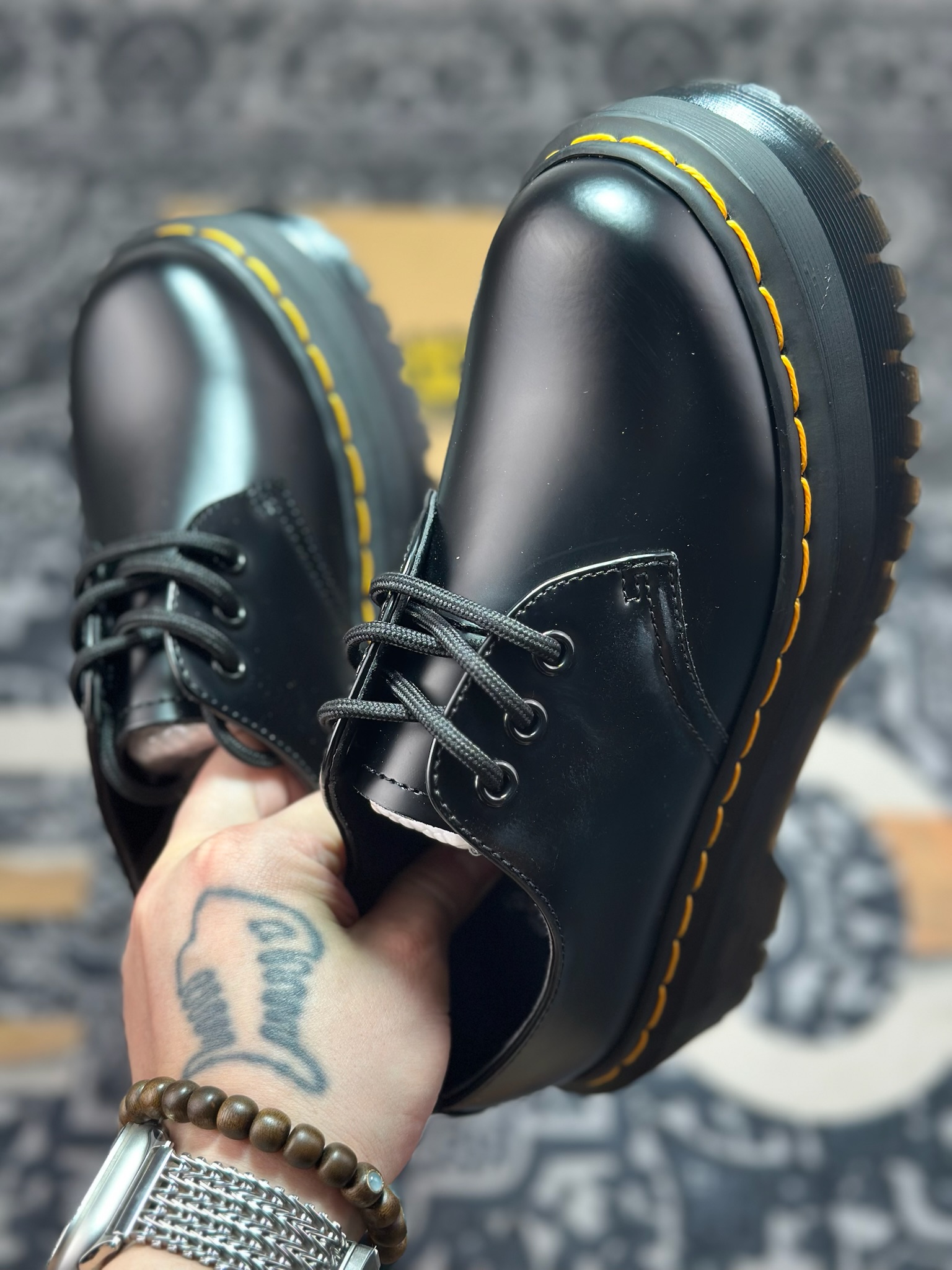 原厂级别 新货Dr.Martens 马汀博士经典款 厚底马丁靴系列 黑色硬皮