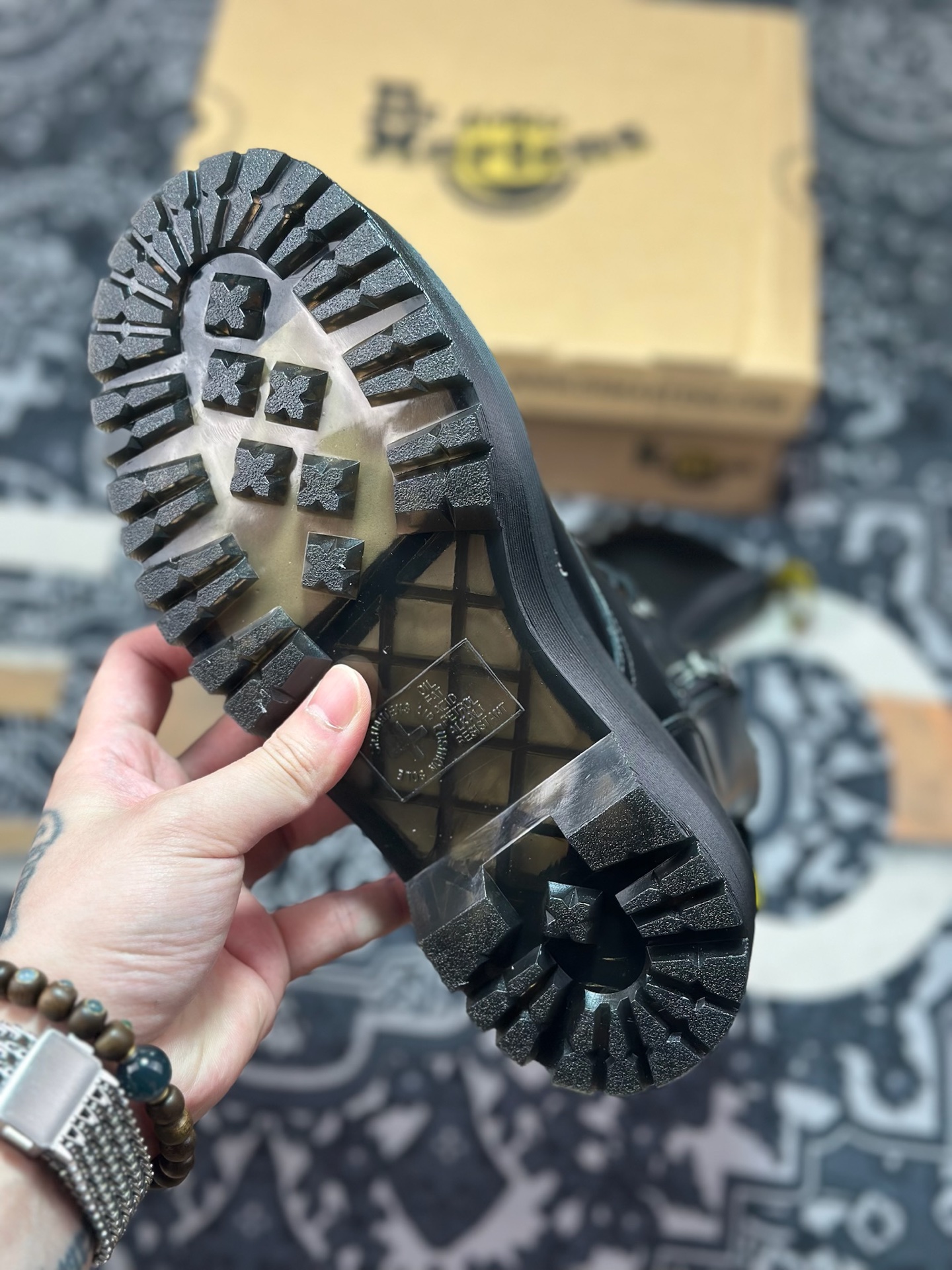 原厂级别 新货Dr.Martens 马汀博士经典款 厚底马丁靴系列 哑光面 黑色硬皮