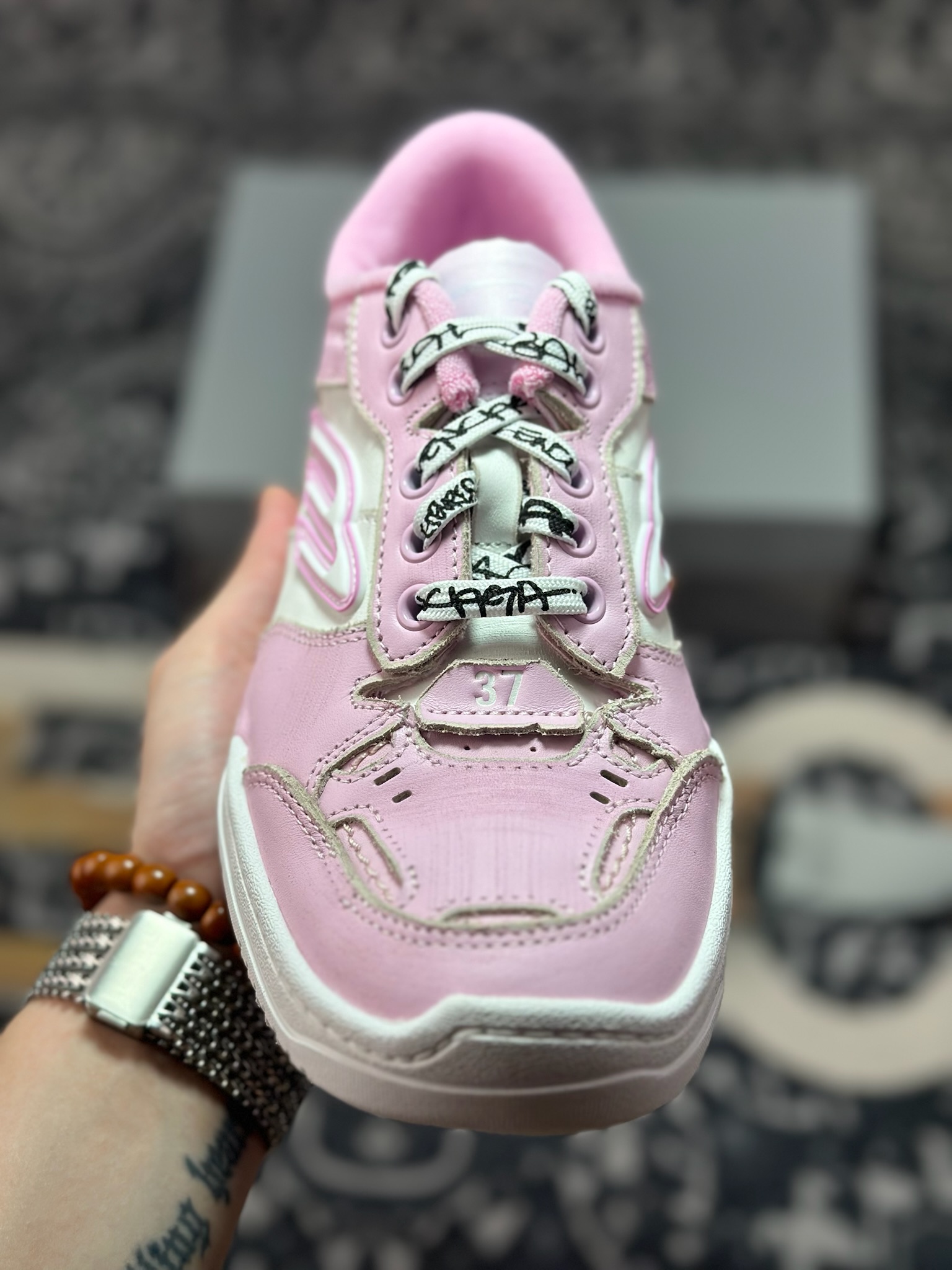 优选 原装级别 Balenciaga 巴黎世家 Hamptons 手工做旧款 牛皮革 复古圆头系带低帮休闲鞋