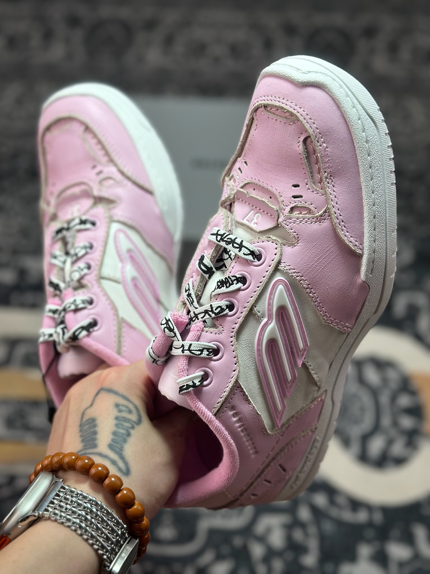 优选 原装级别 Balenciaga 巴黎世家 Hamptons 手工做旧款 牛皮革 复古圆头系带低帮休闲鞋