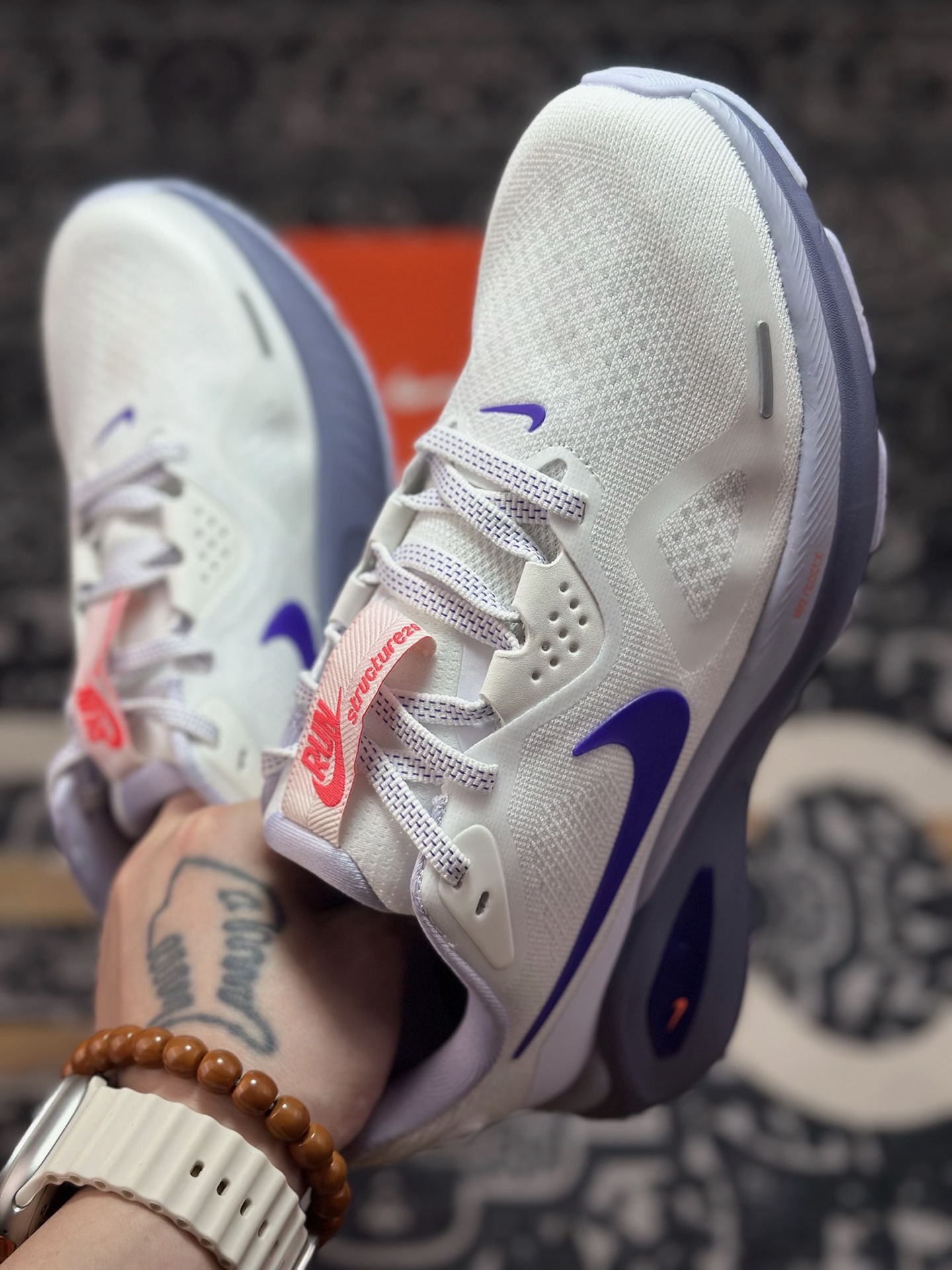 原厂级别NIKE STRUCTURE 26代登月系列网透面气 训跑练步鞋 HJ1101-102