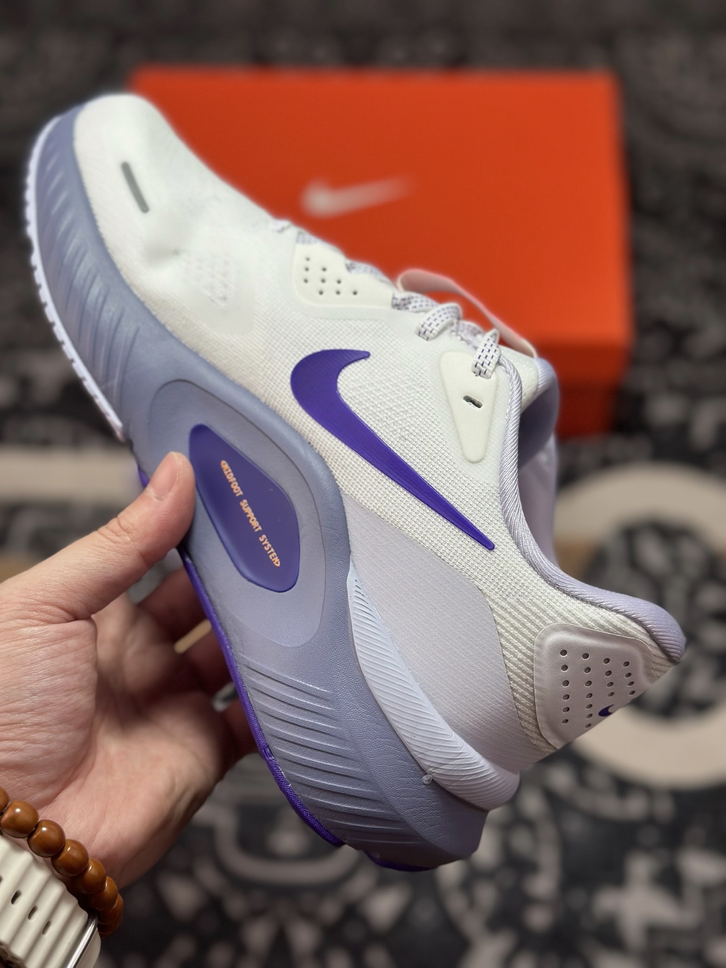 原厂级别NIKE STRUCTURE 26代登月系列网透面气 训跑练步鞋 HJ1101-102