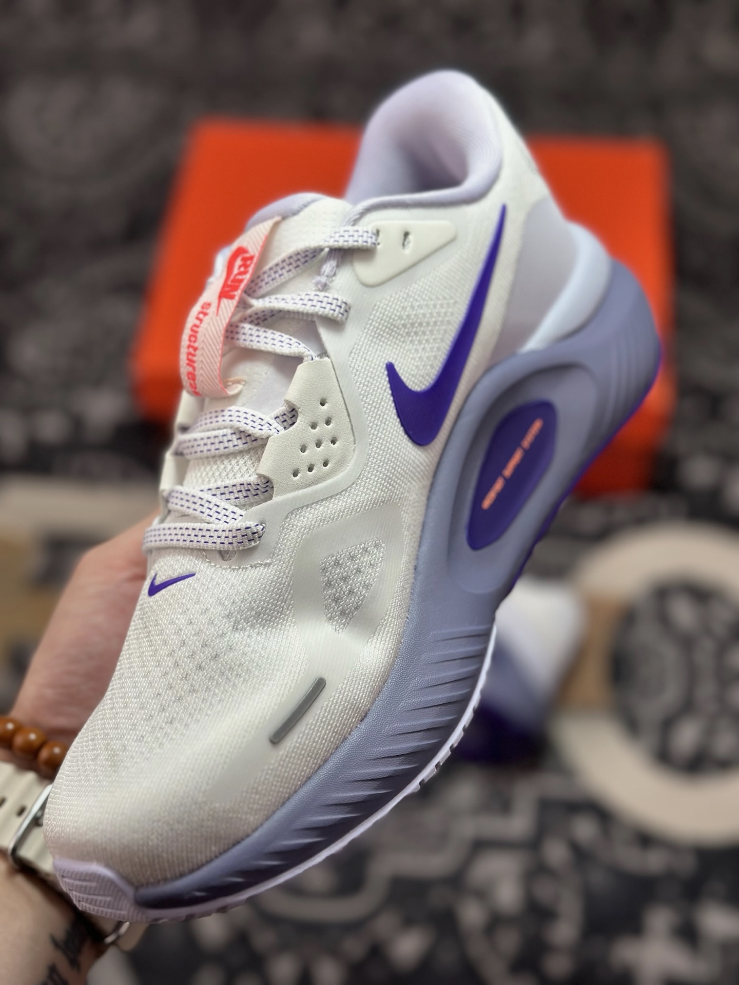 原厂级别NIKE STRUCTURE 26代登月系列网透面气 训跑练步鞋 HJ1101-102