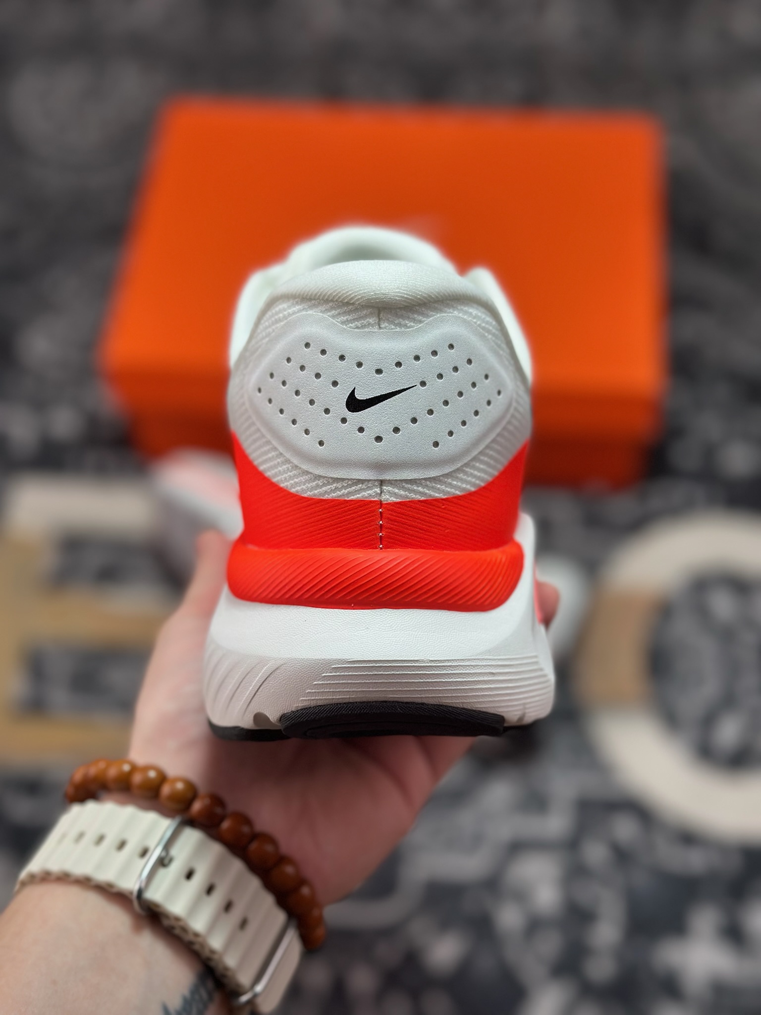 原厂级别NIKE STRUCTURE 26代登月系列网透面气 训跑练步鞋 HJ1102-102