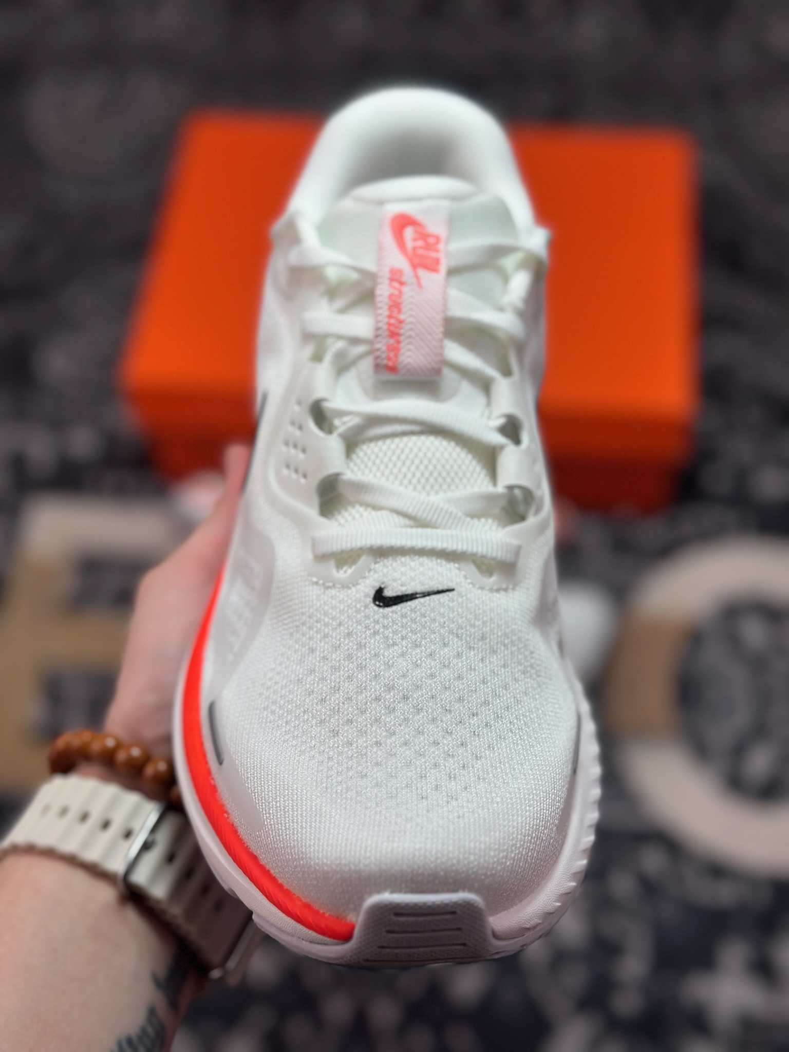 原厂级别NIKE STRUCTURE 26代登月系列网透面气 训跑练步鞋 HJ1102-102