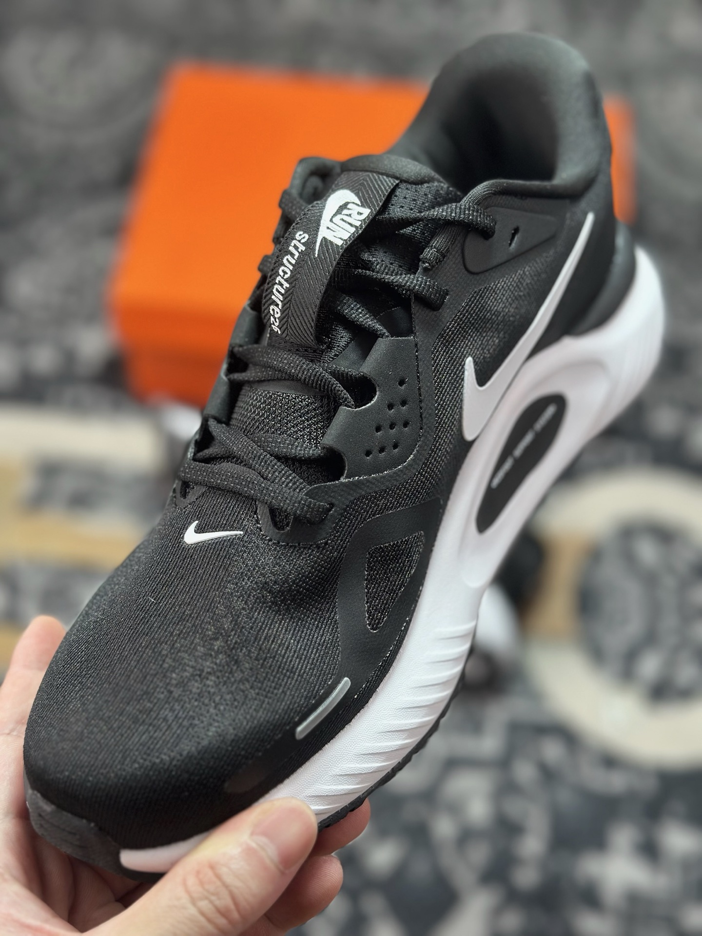 原厂级别NIKE STRUCTURE 26代登月系列网透面气 训跑练步鞋 HJ1101-003