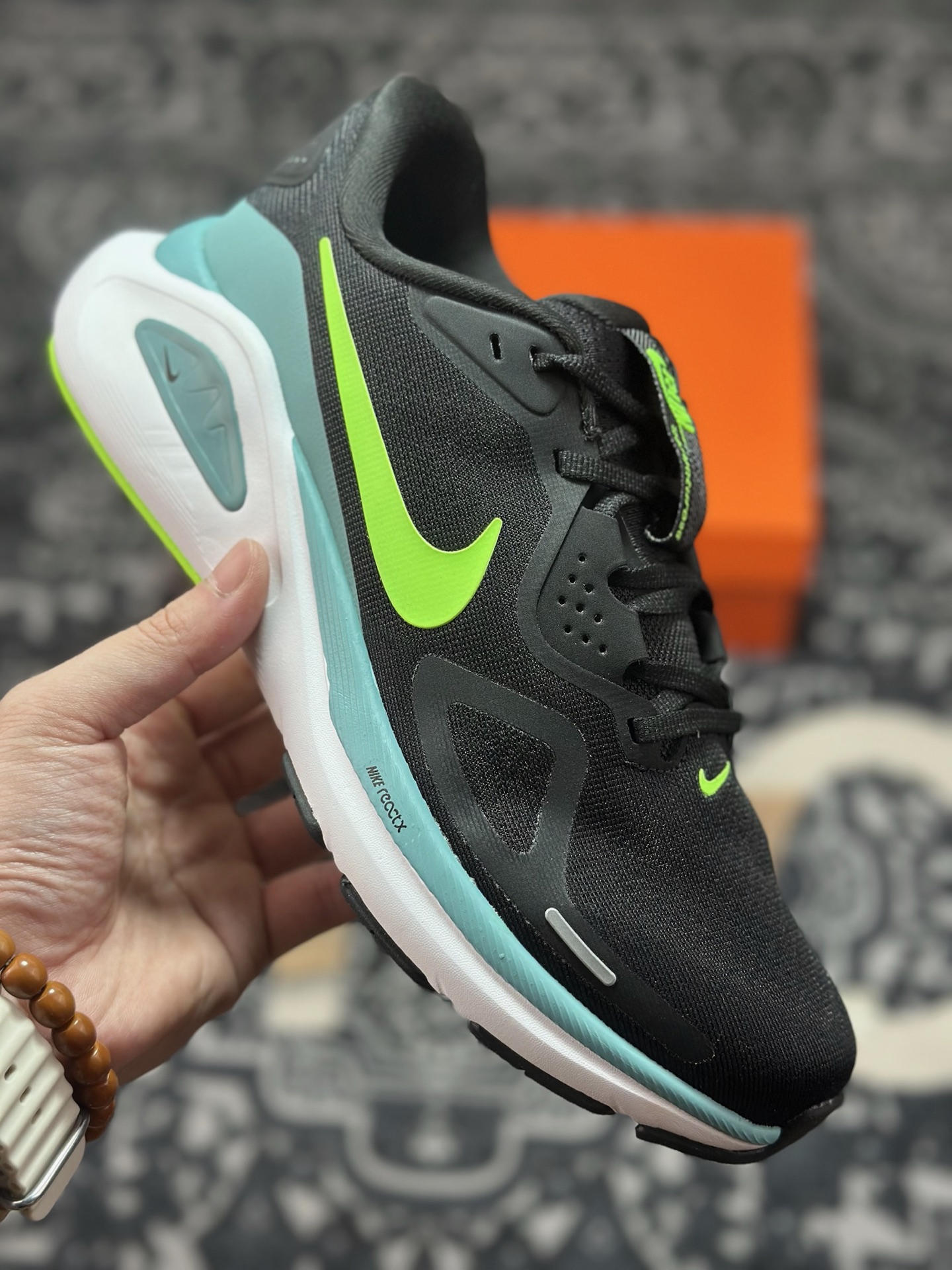 原厂级别NIKE STRUCTURE 26代登月系列网透面气 训跑练步鞋 HJ1102-008