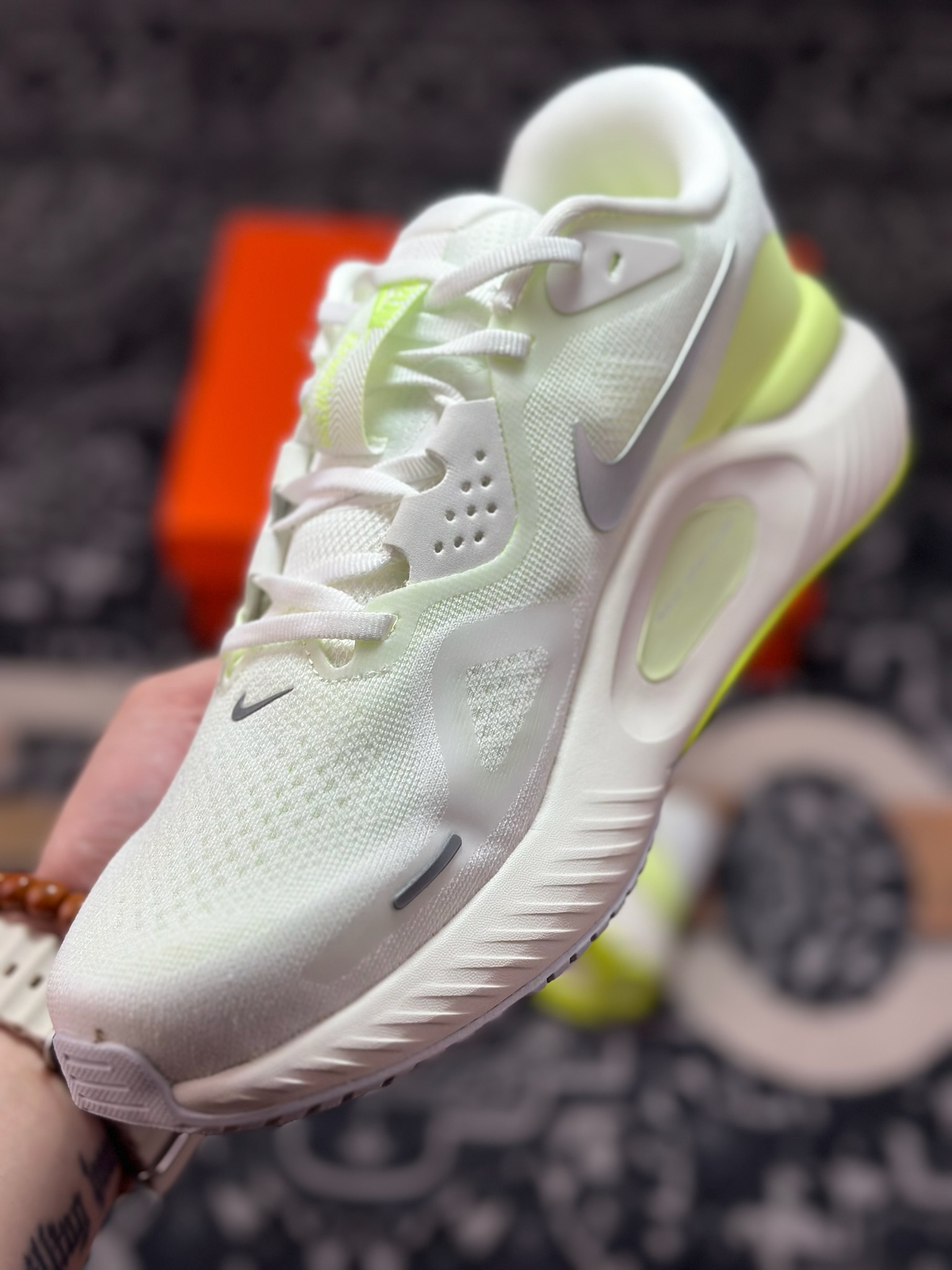 原厂级别NIKE STRUCTURE 26代登月系列网透面气 训跑练步鞋 HJ1101-103