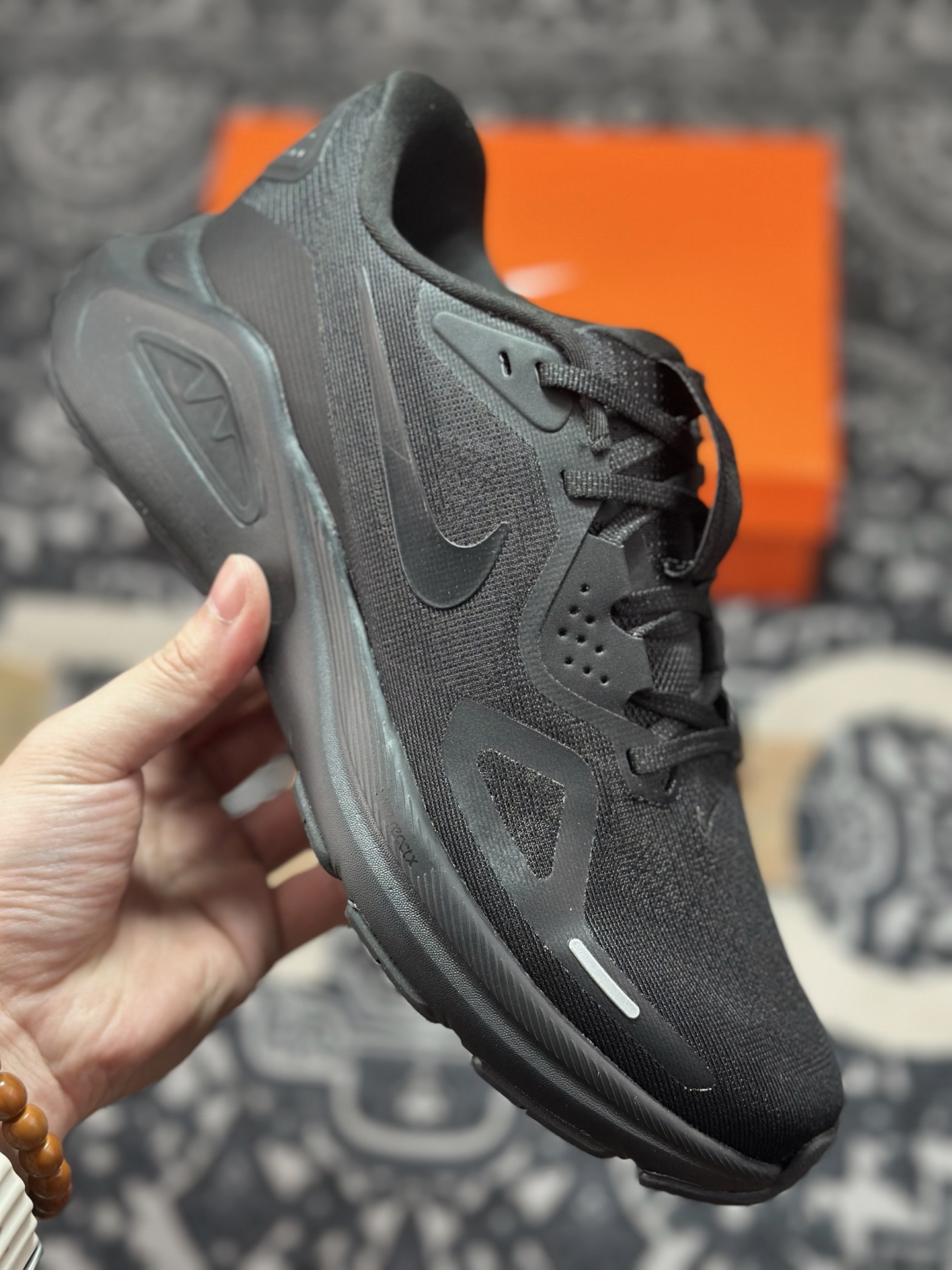 原厂级别NIKE STRUCTURE 26代登月系列网透面气 训跑练步鞋 HJ1102-001