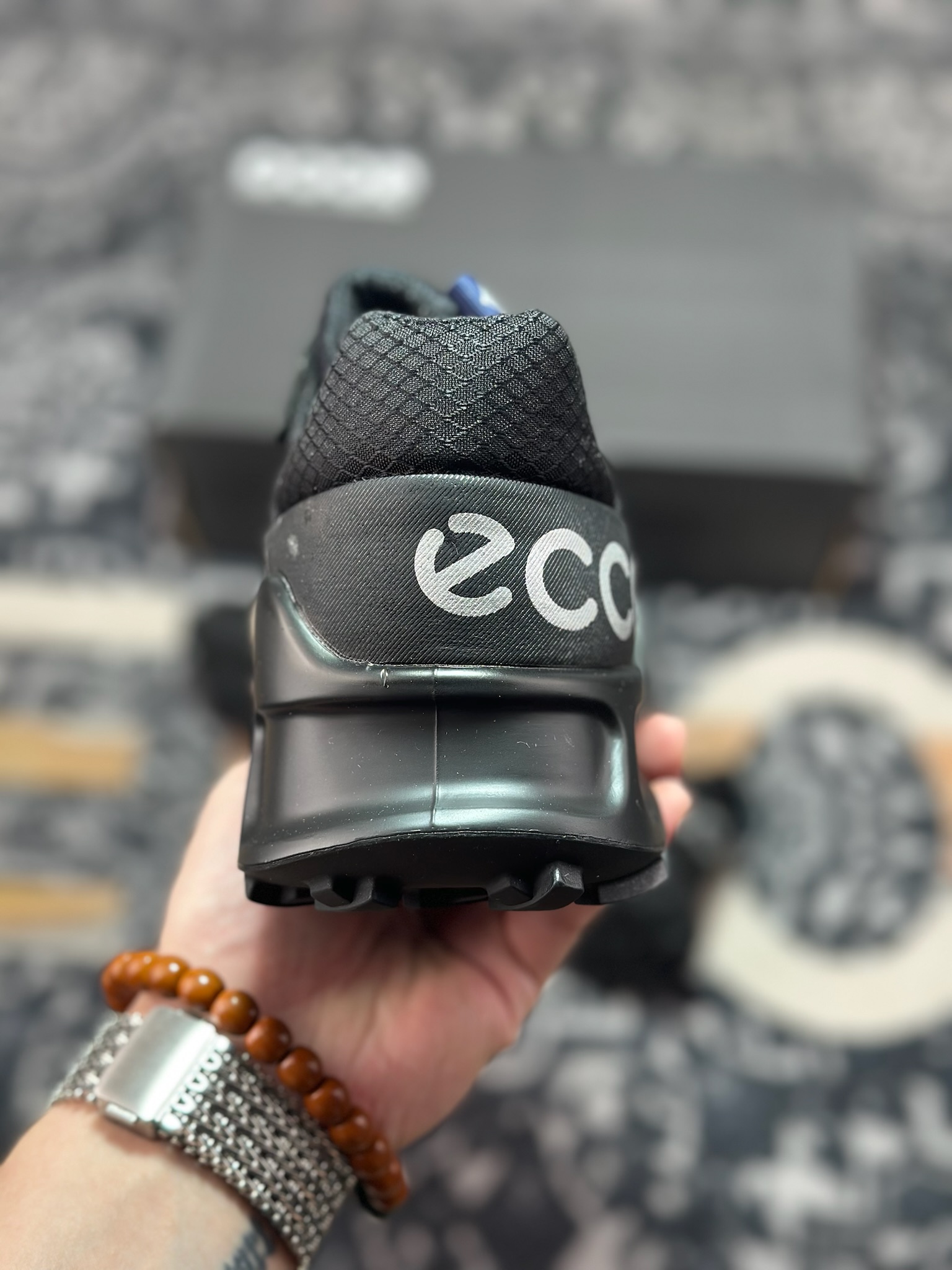 原装级别 ECCO爱步休闲运动鞋男 防水透气跑步鞋