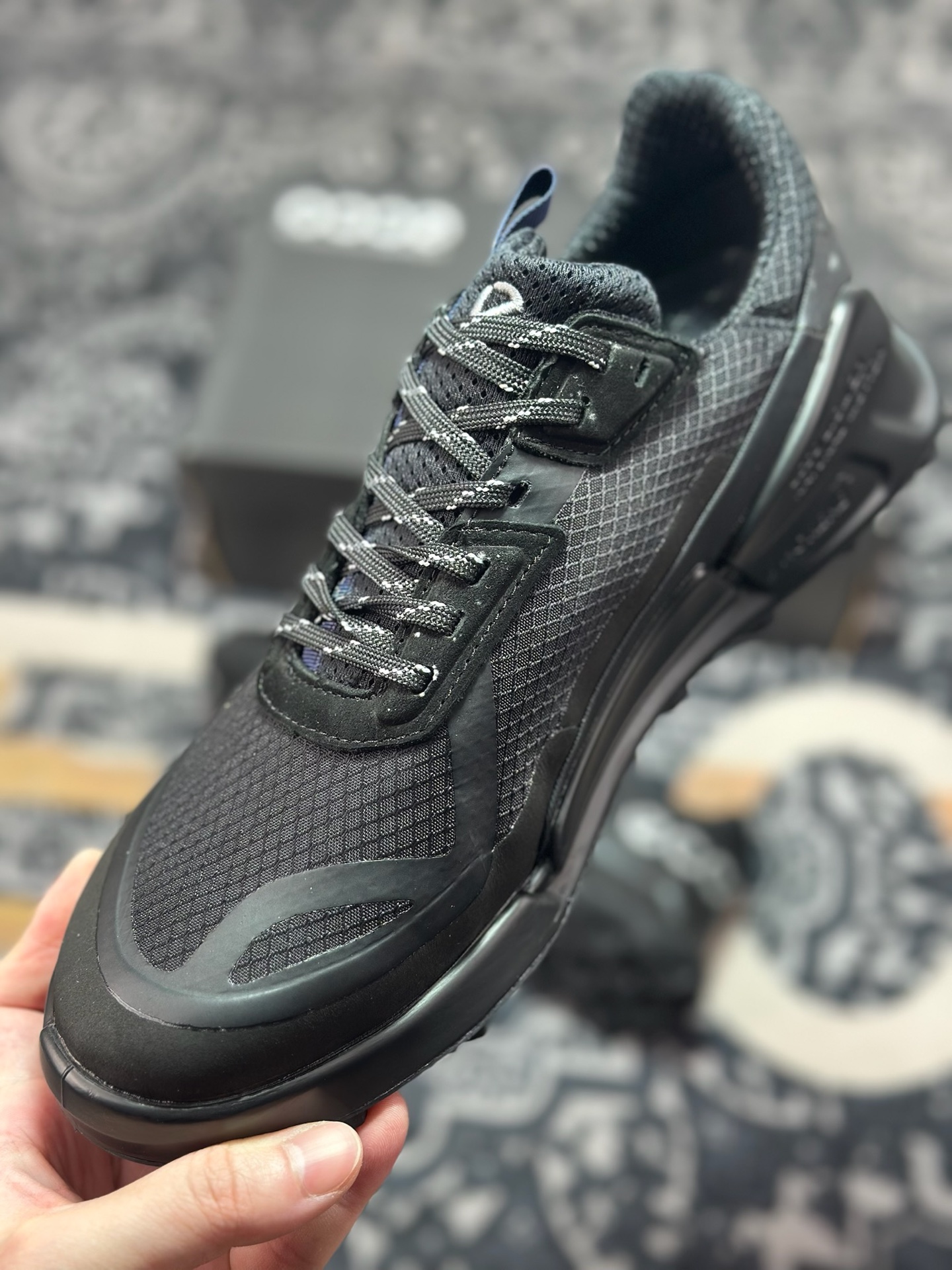 原装级别 ECCO爱步休闲运动鞋男 防水透气跑步鞋