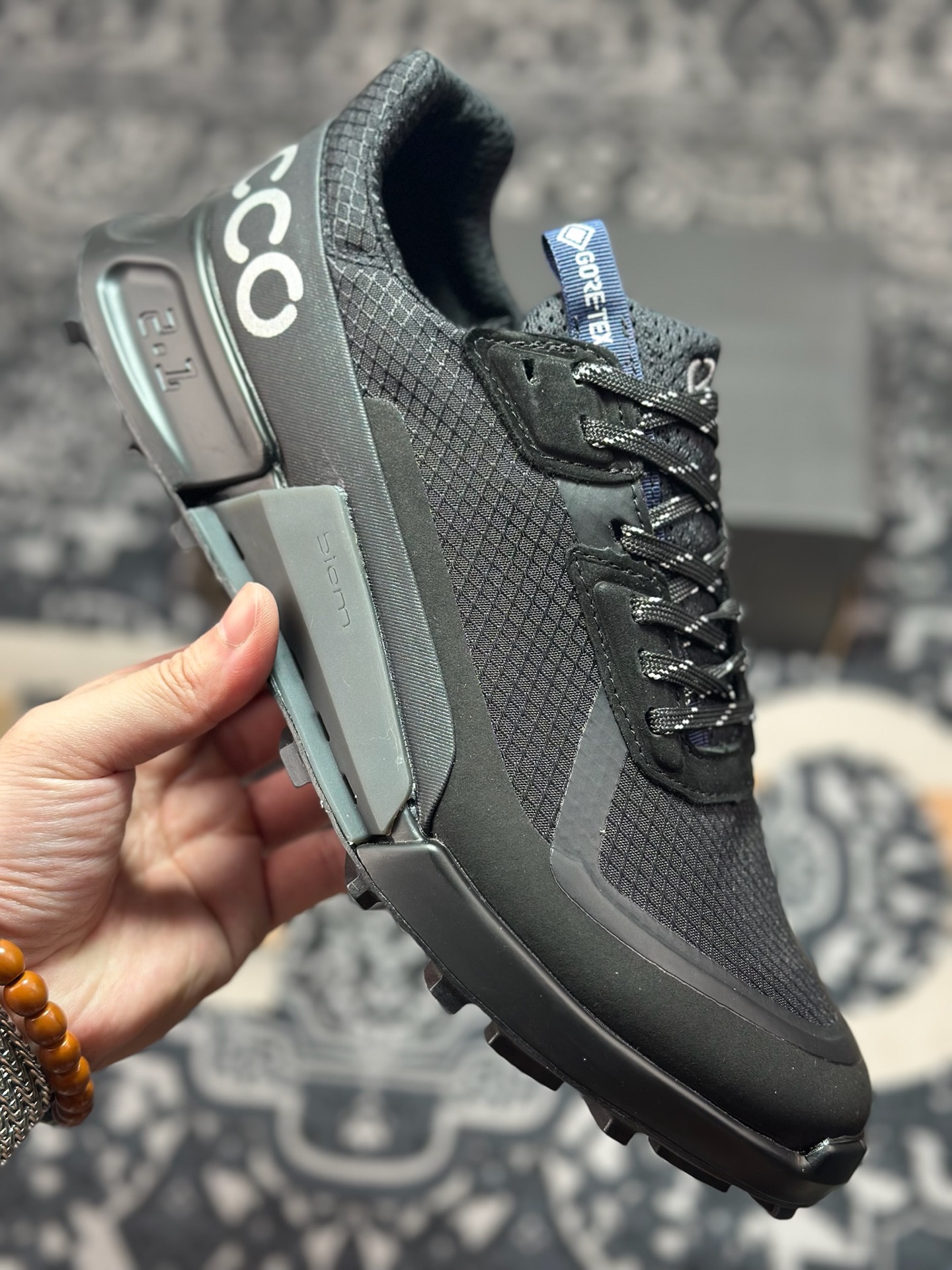 原装级别 ECCO爱步休闲运动鞋男 防水透气跑步鞋