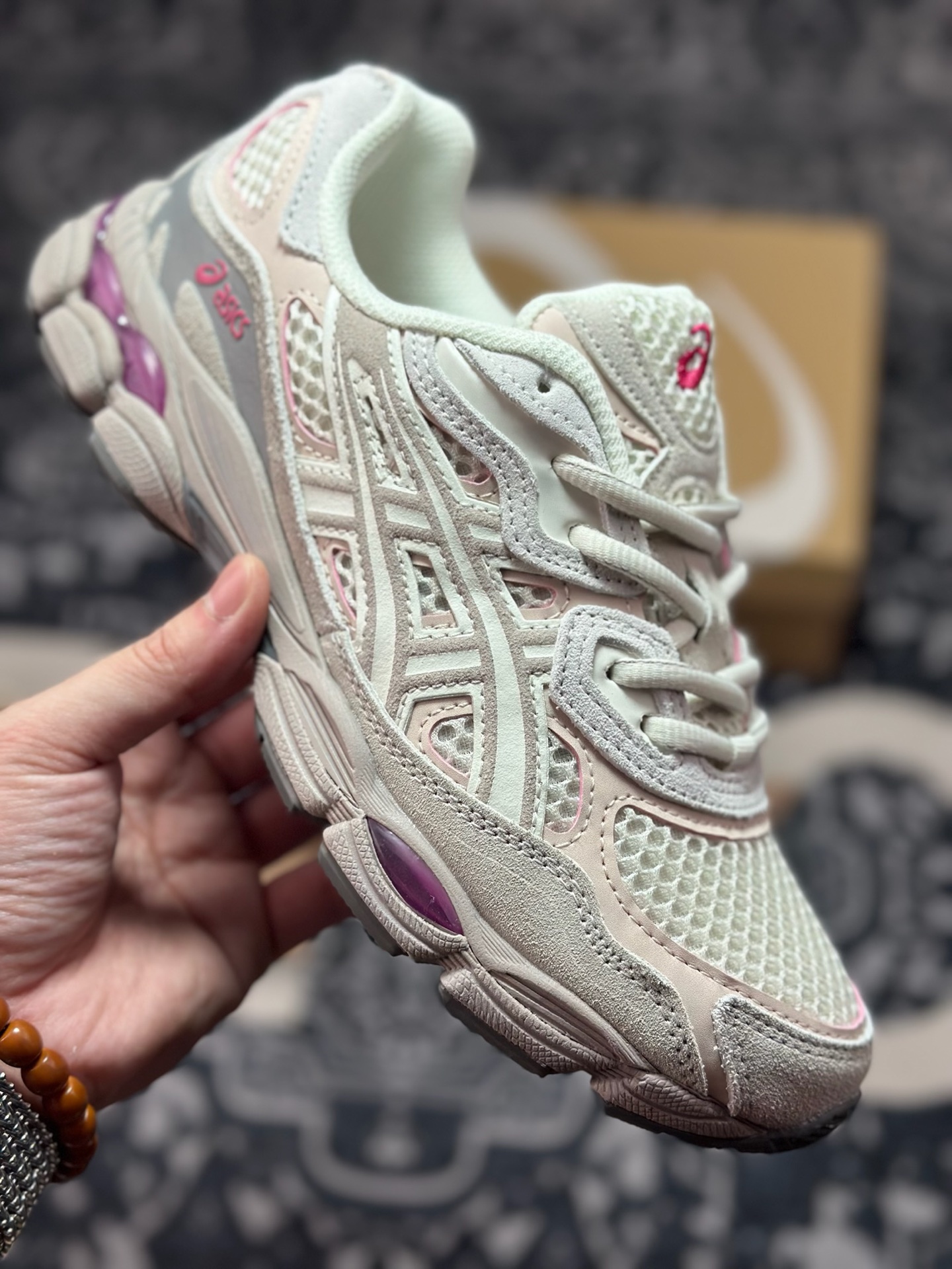 亚瑟士/Asics Gel-NYC 系列低帮复古休闲运动慢跑鞋“沙米灰玫红”1203A372-100