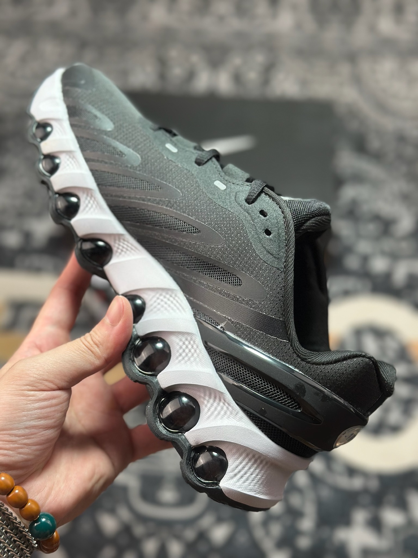 原装级别 Nk Air Max Dn8 耐克运动舒适减震气垫跑步鞋 IH2140-001