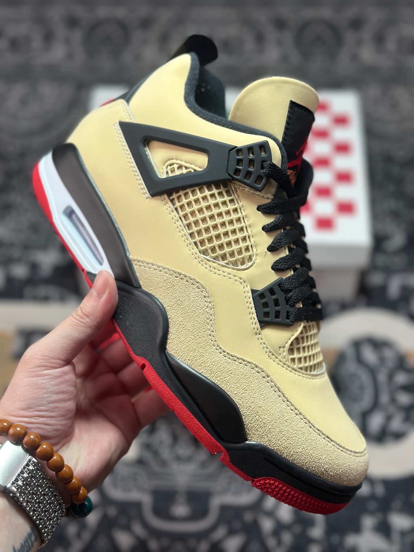 优选 原装级别 Air Jordan 4 ”Pizza” 黑棕 IH2094-200