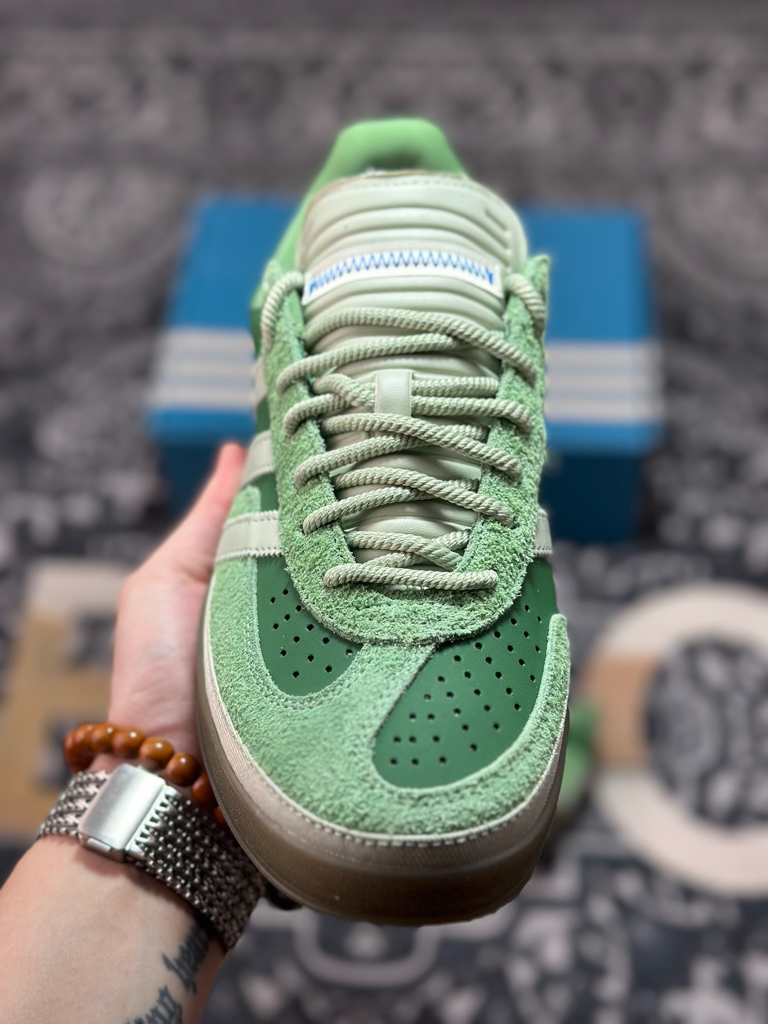 优选 原装级别 Bad Bunny x AD 阿迪 Gazelle Indoor 坏痞兔联名低帮运动休闲板鞋 JS5049