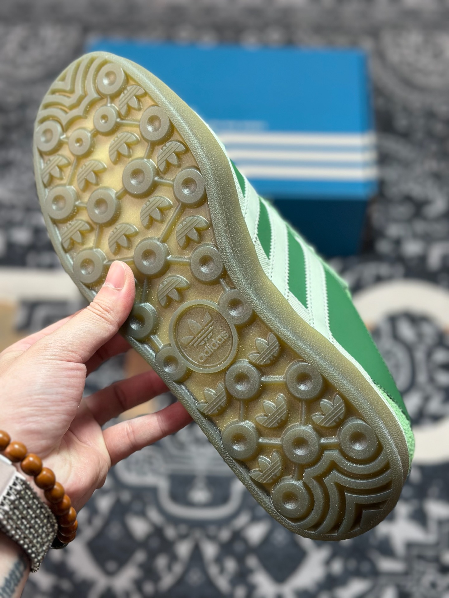 优选 原装级别 Bad Bunny x AD 阿迪 Gazelle Indoor 坏痞兔联名低帮运动休闲板鞋 JS5049