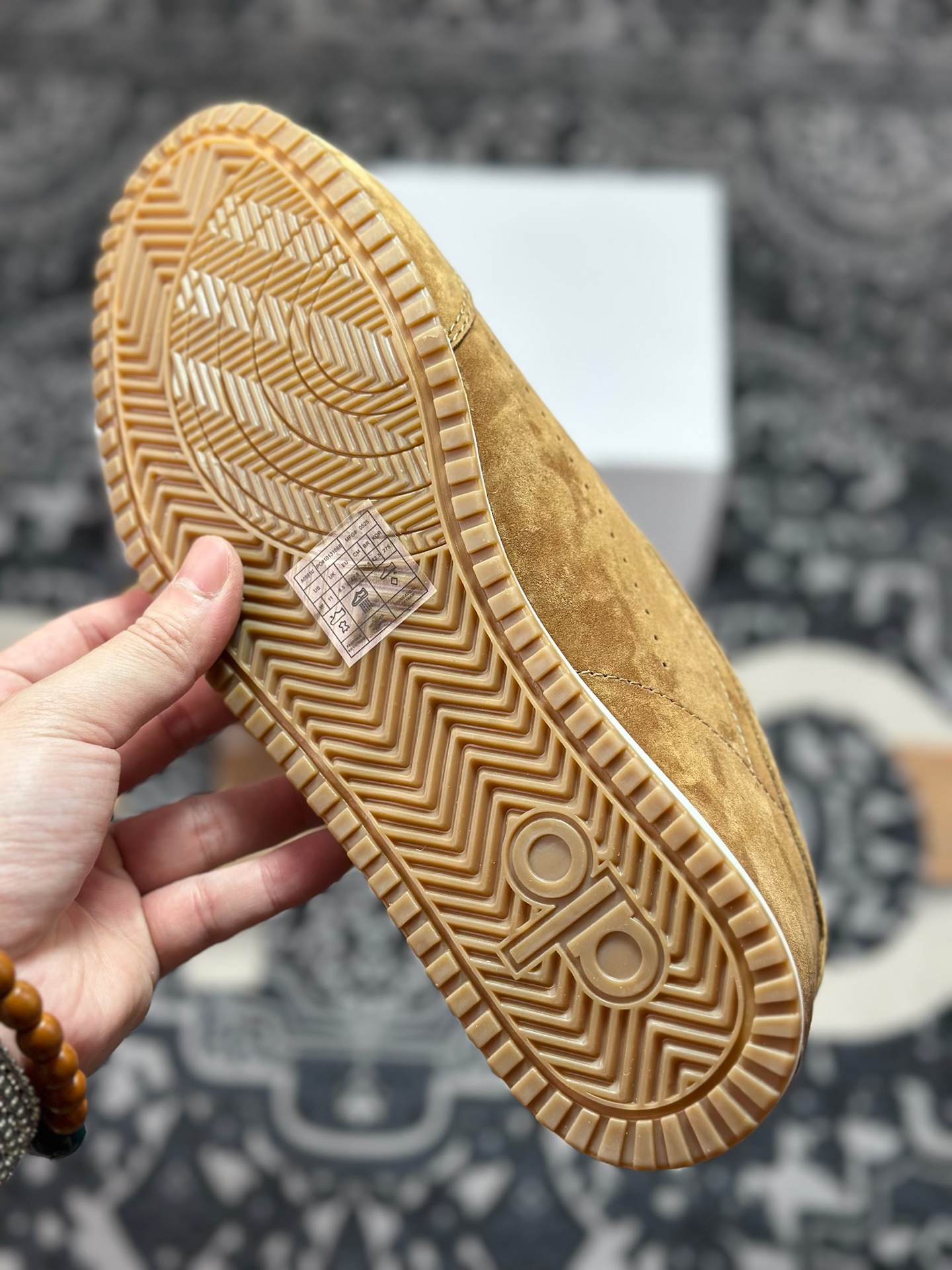 原装级别 Alo Yoga Sunset Sneaker 徳训生活休闲鞋 卡其棕 A0891U-Black