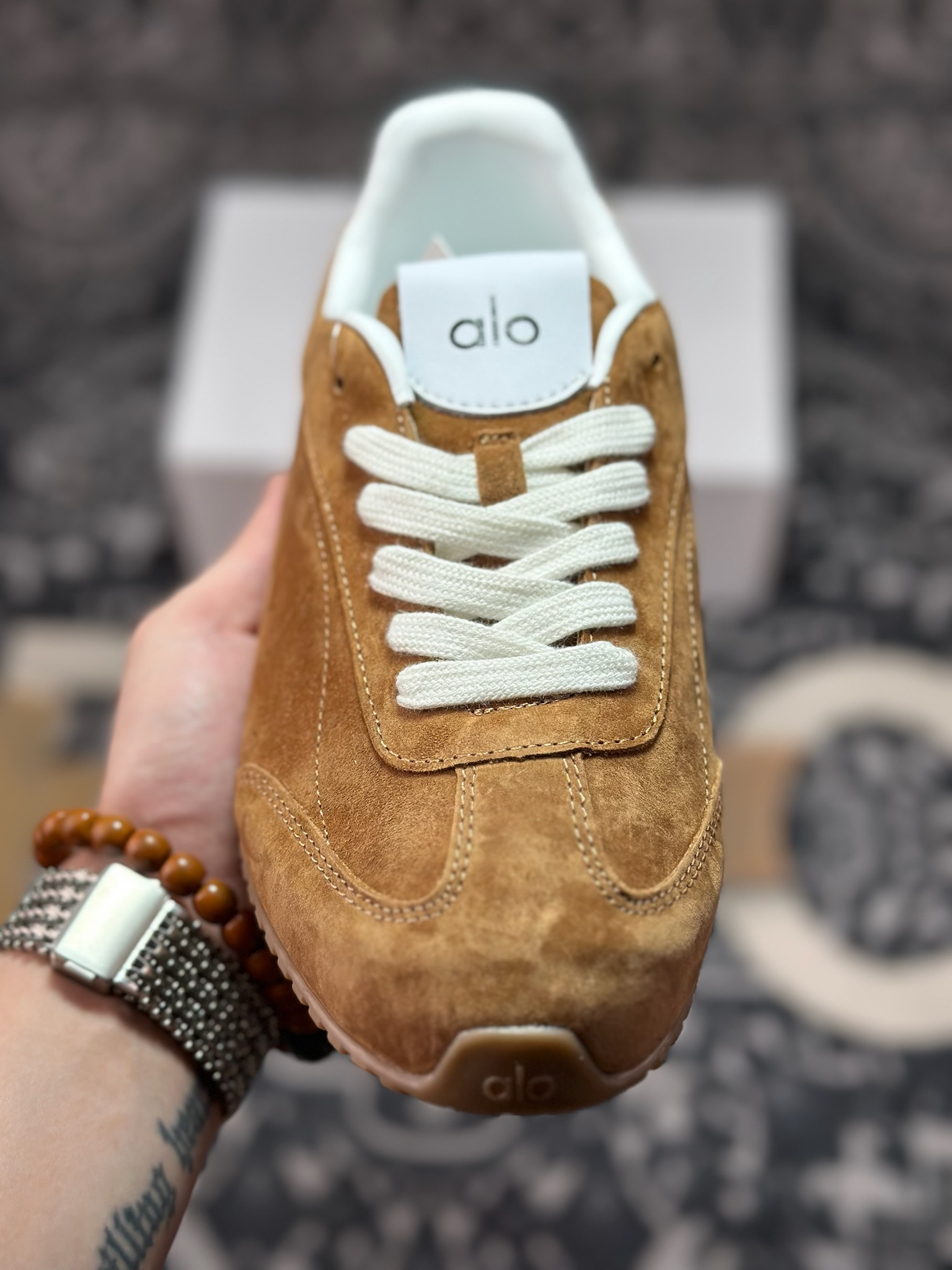 原装级别 Alo Yoga Sunset Sneaker 徳训生活休闲鞋 卡其棕 A0891U-Black