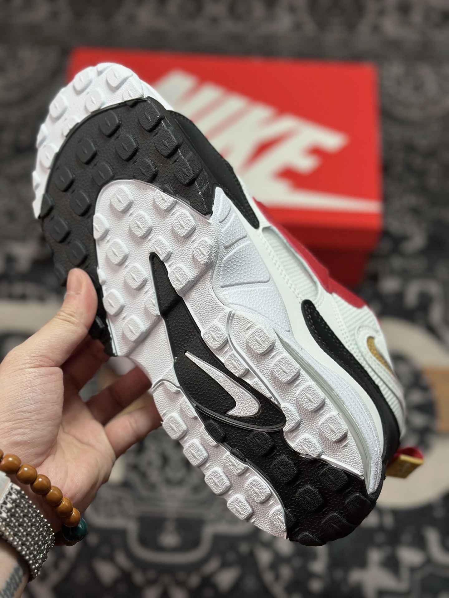 原装级别 Nike Sportswear Air Speed Turf 加速实验系列复古气垫篮球鞋 525225-101-莆田鞋,莆田鞋货源,高仿鞋,高仿鞋货源,安福档口,莆田高仿鞋,莆田鞋批发,高仿鞋批发,莆田高仿运动鞋,高仿运动鞋,莆田运动鞋 原装级别 Nike Sportswear Air Speed Turf 加速实验系列复古气垫篮球鞋 525225-101