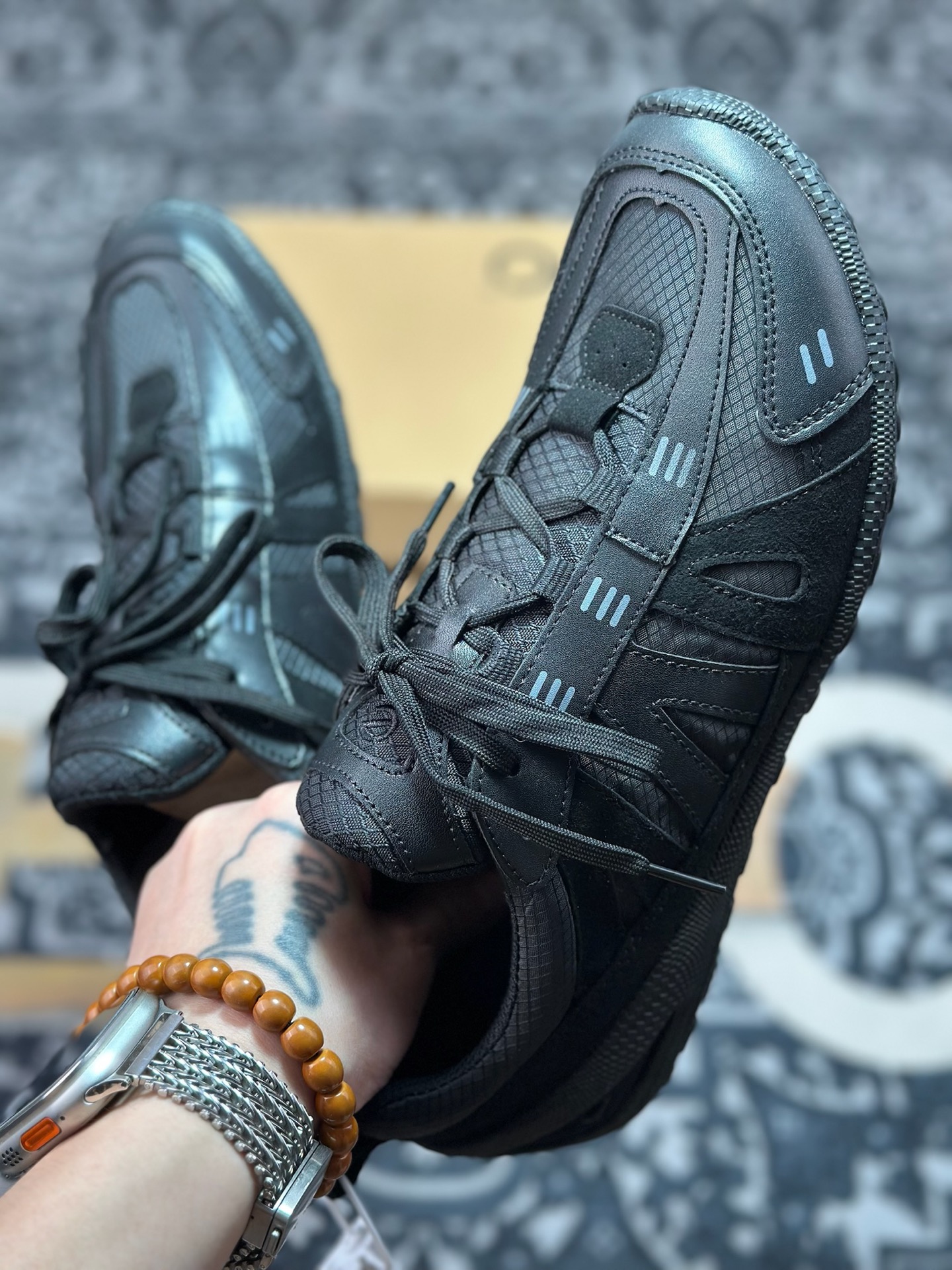 B4280 原装级别 ECCO爱步运动鞋 2025年新款户外运动薄底赤足鞋休闲鞋男女